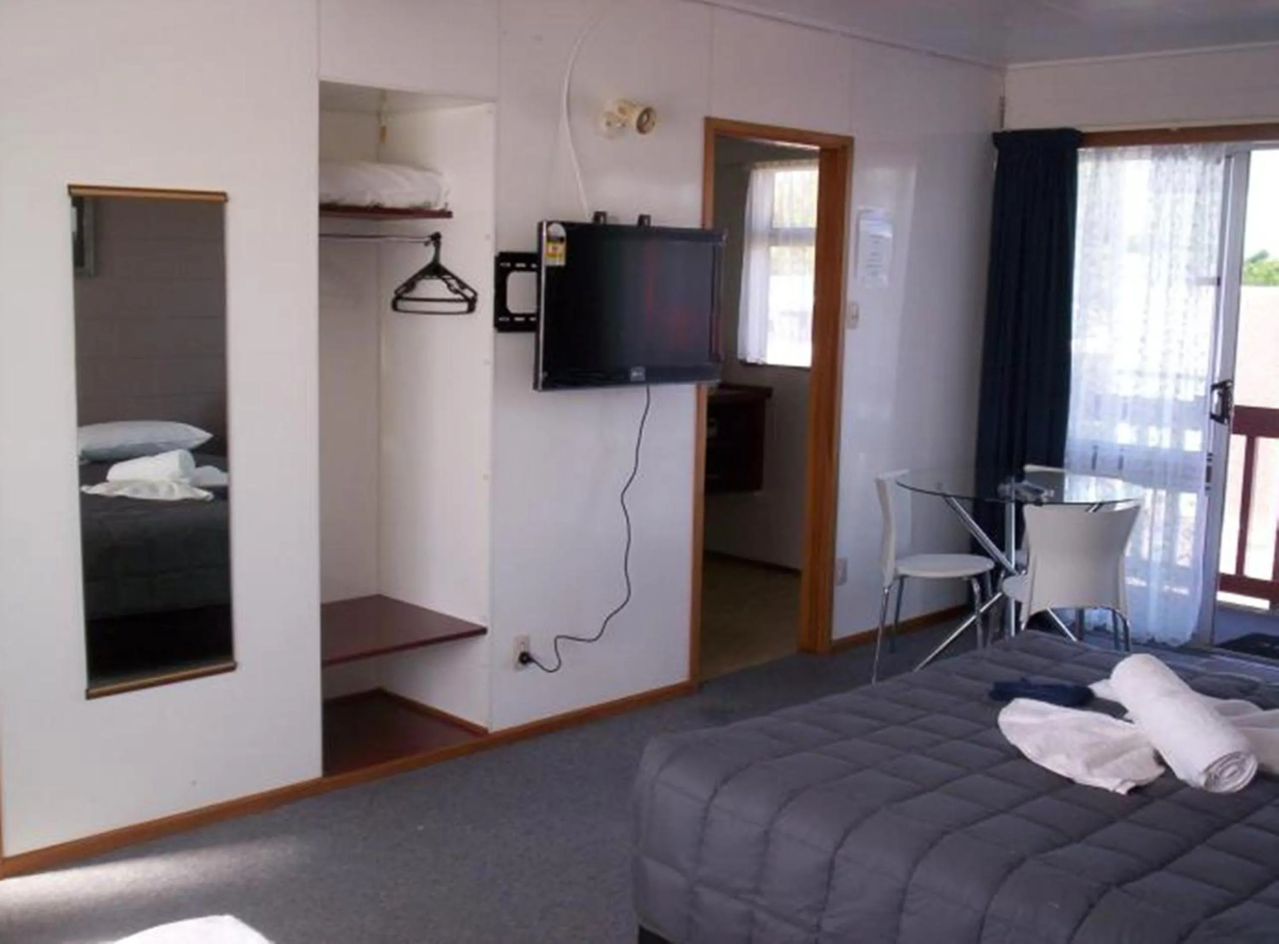 Broadway Motor Inn