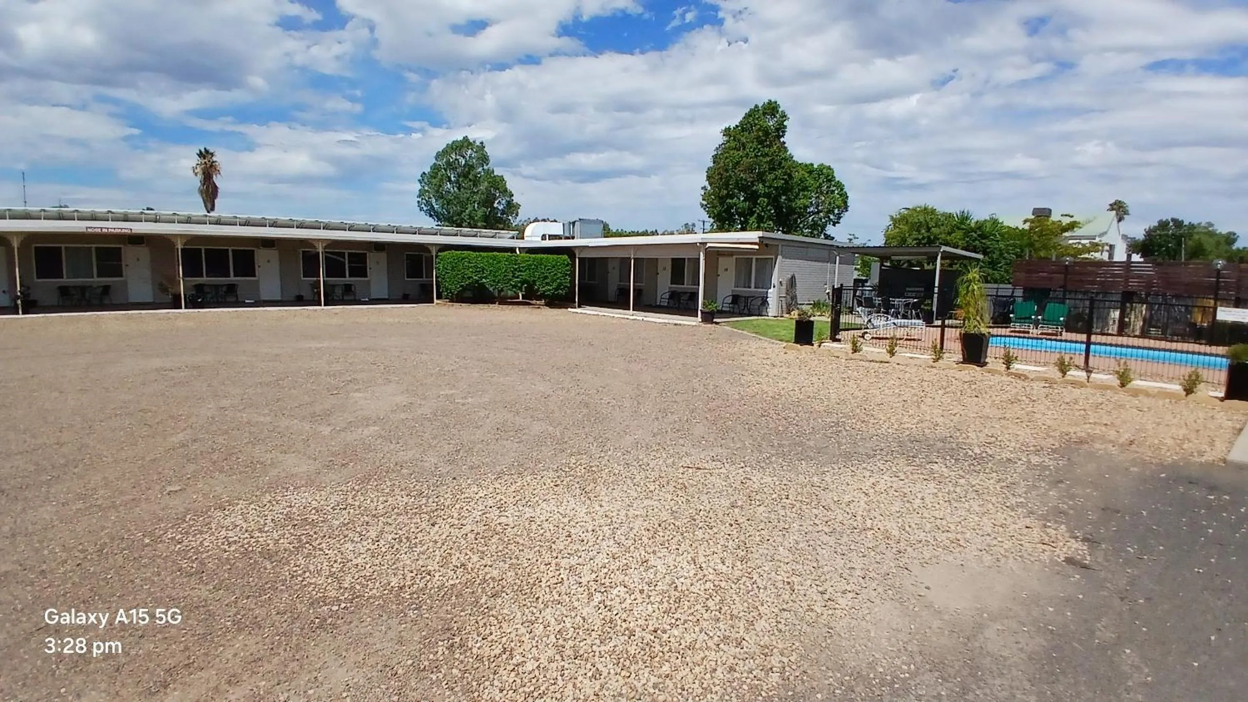 Pool view in Kaputar Motel