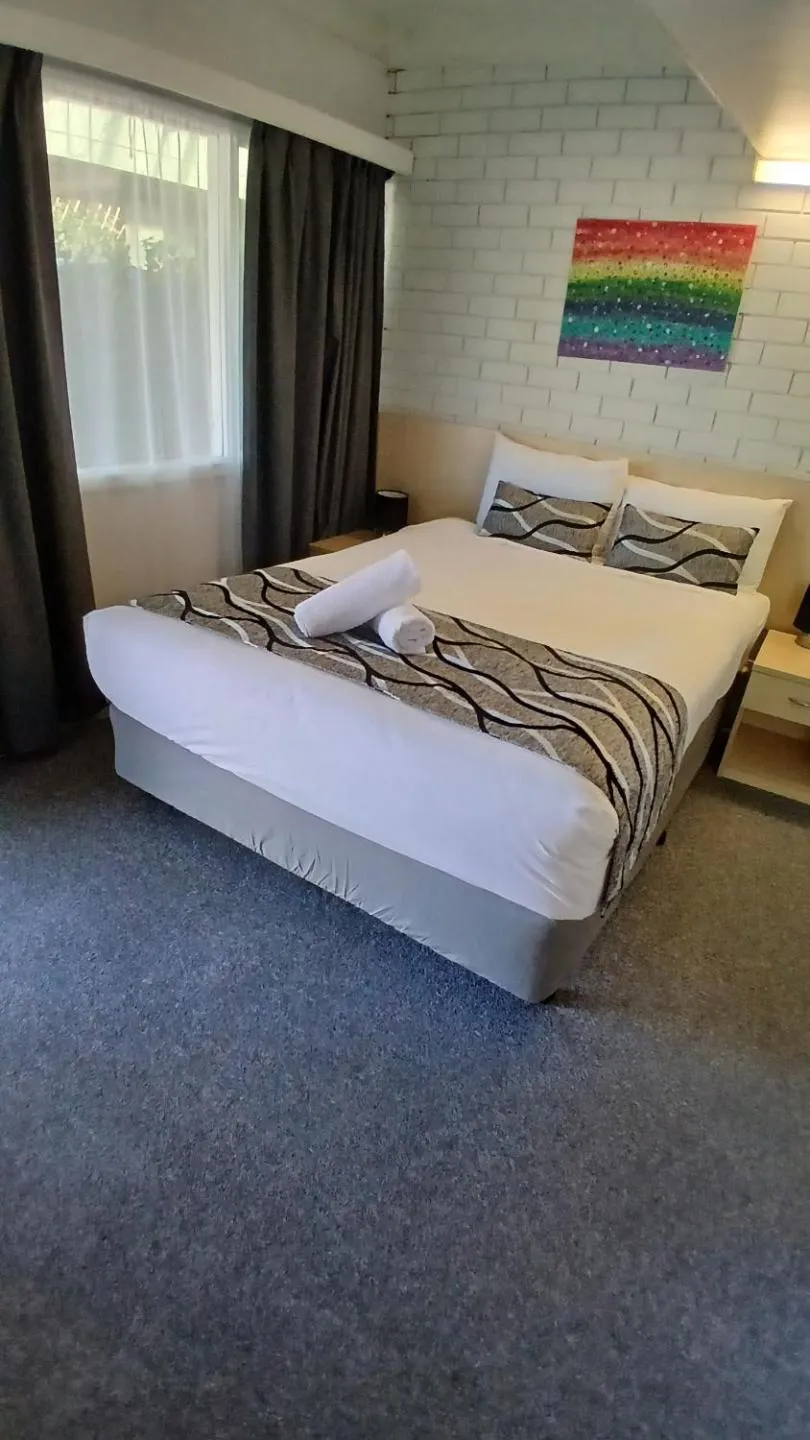 Bed in Kaputar Motel