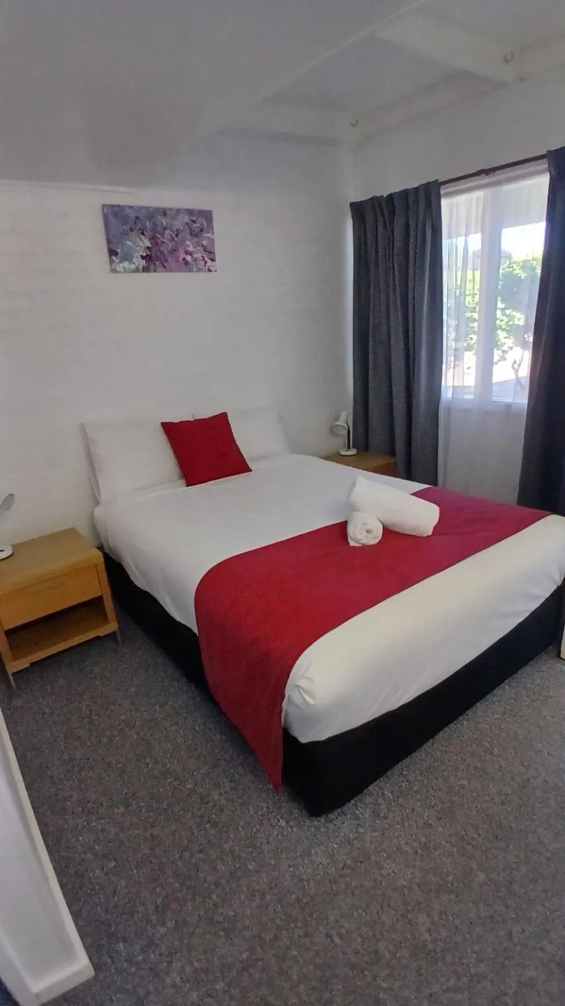 Bedroom, Bed in Kaputar Motel