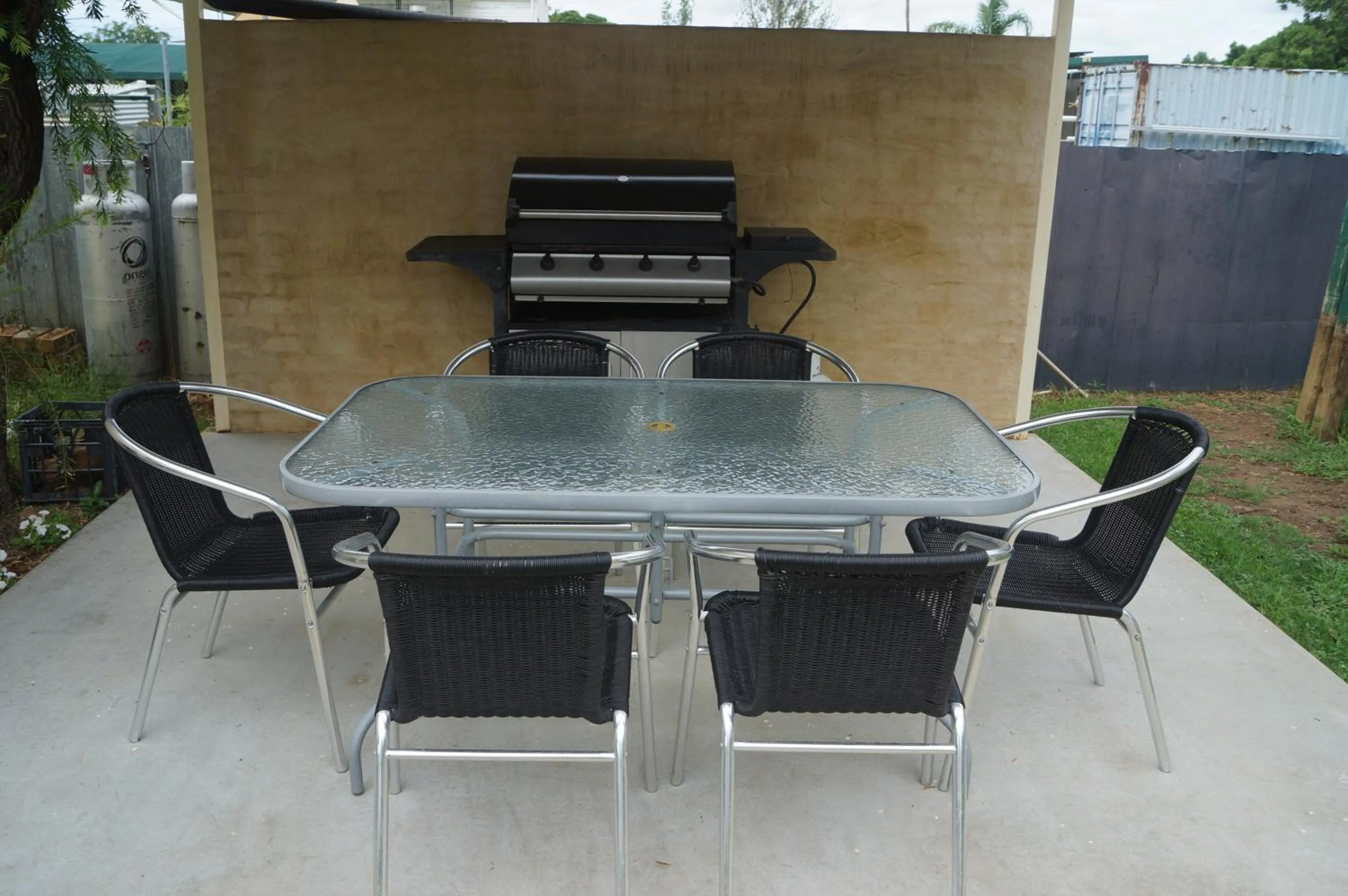 BBQ facilities in Kaputar Motel