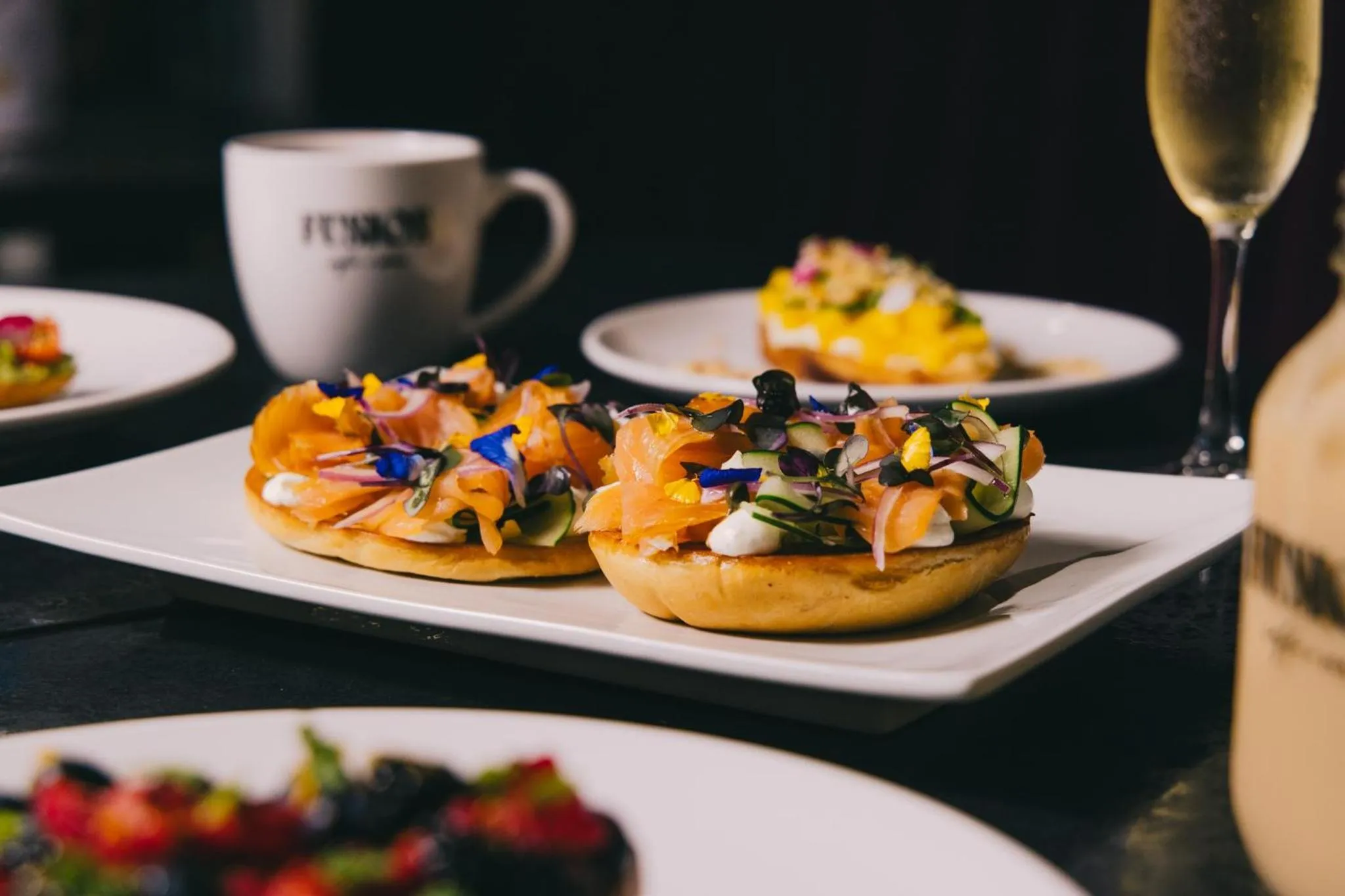 Restaurant/places to eat in Ala Moana Honolulu by Mantra