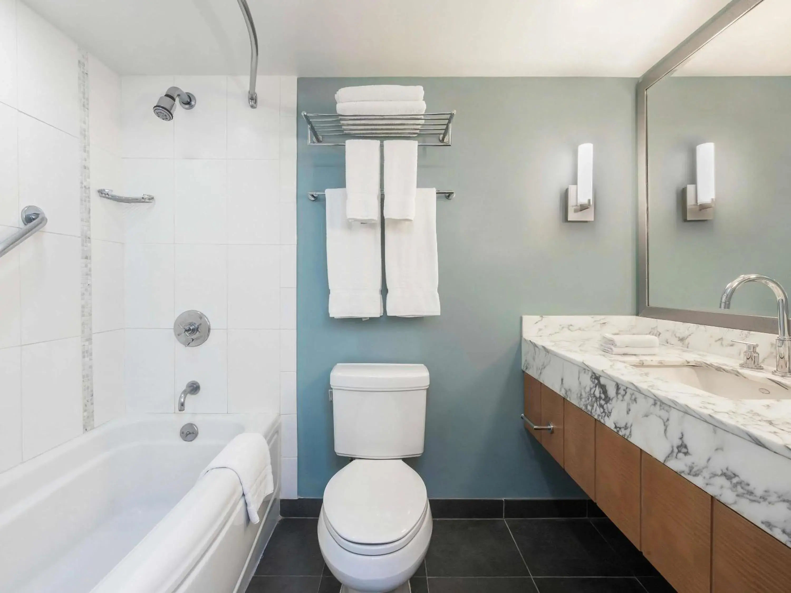 Bedroom in Ala Moana Honolulu by Mantra Bedroom in Ala Moana Honolulu by Mantra