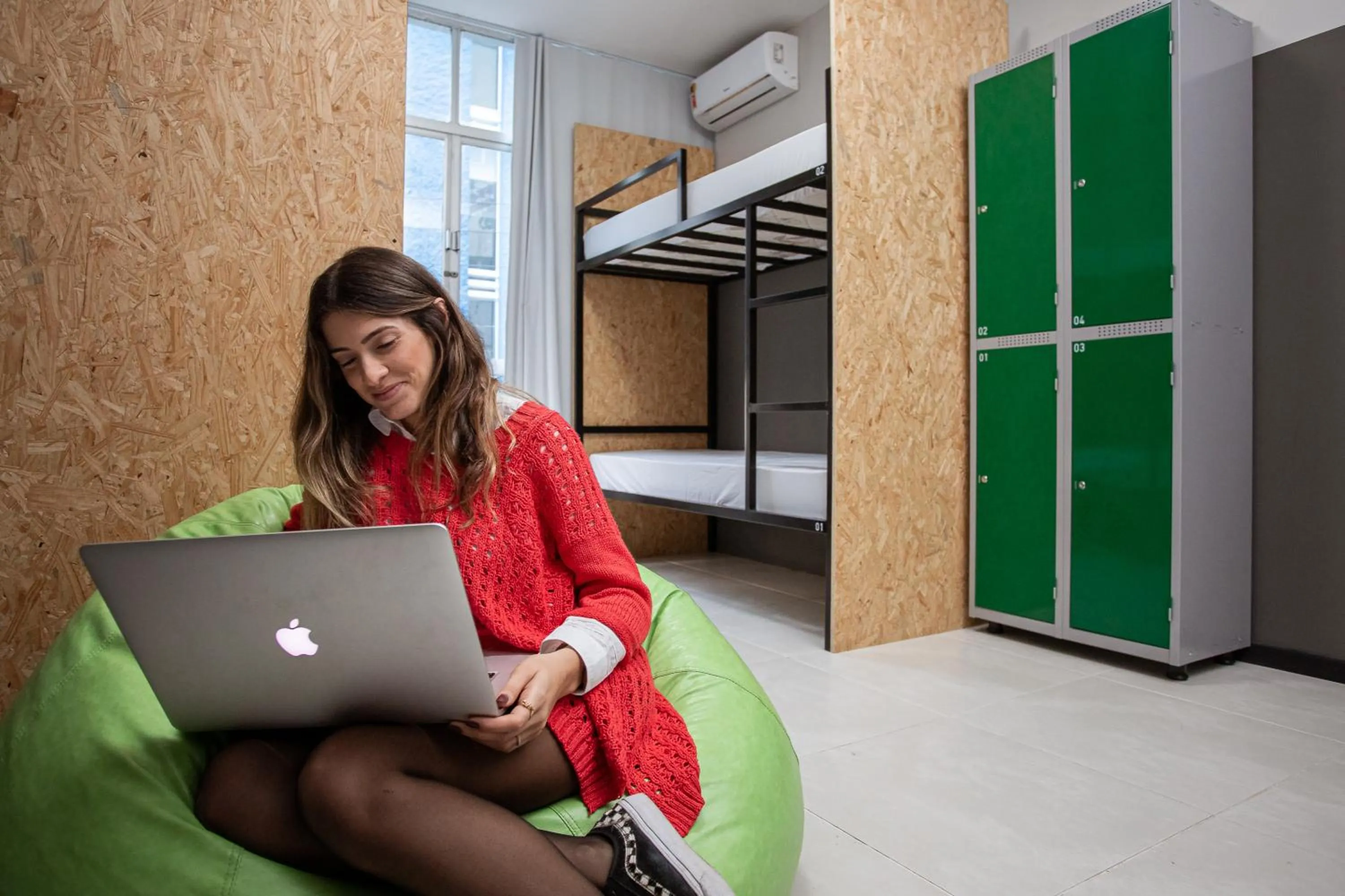 People, Bed in Innbox - Centro