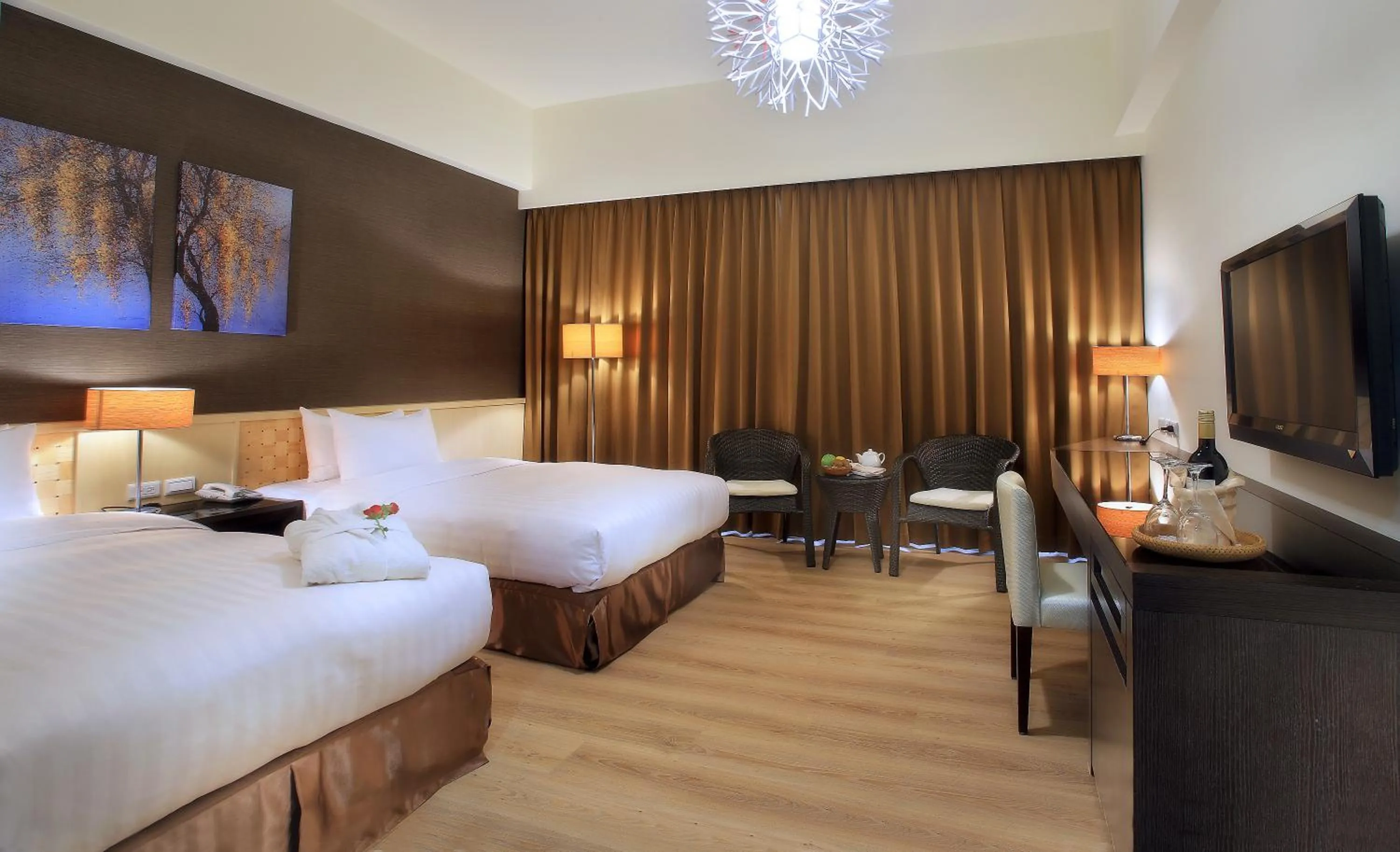 Photo of the whole room, Bed in LeaLea Garden Hotels - Moon Lake