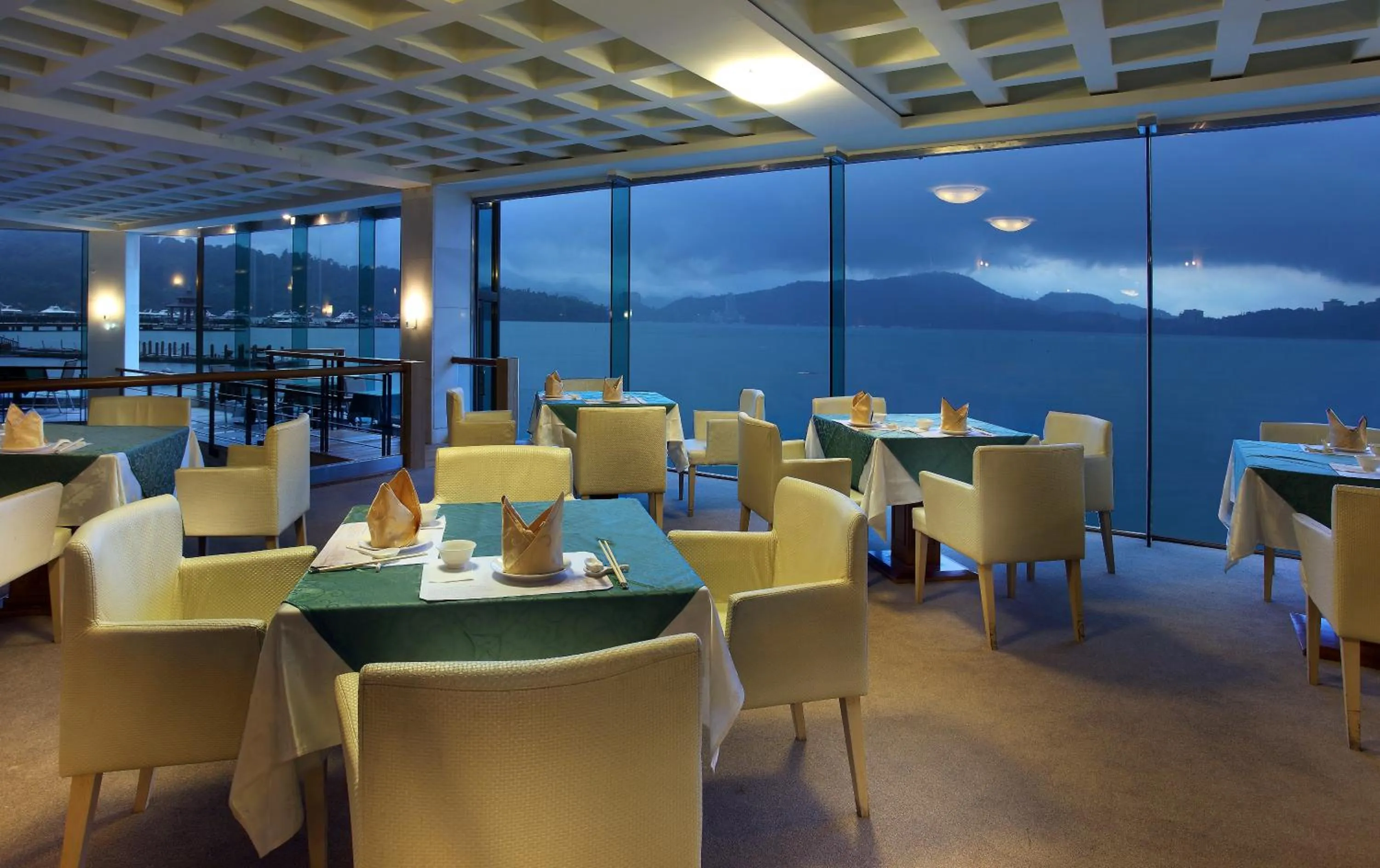 Restaurant/places to eat in LeaLea Garden Hotels - Moon Lake