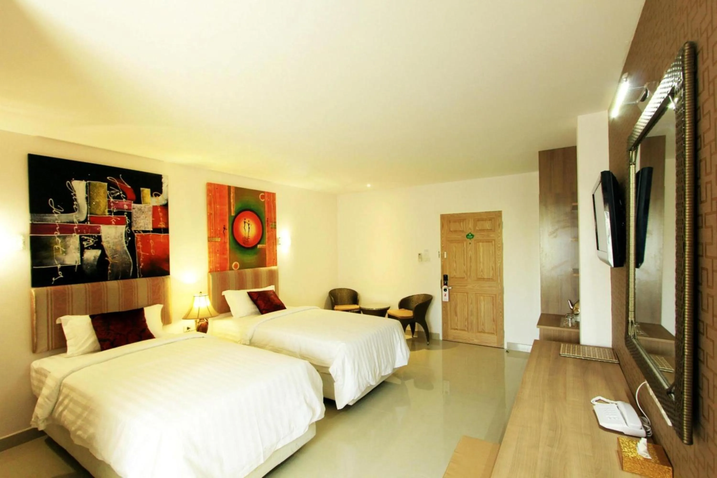 Photo of the whole room, Bed in Roseate Chiang Mai