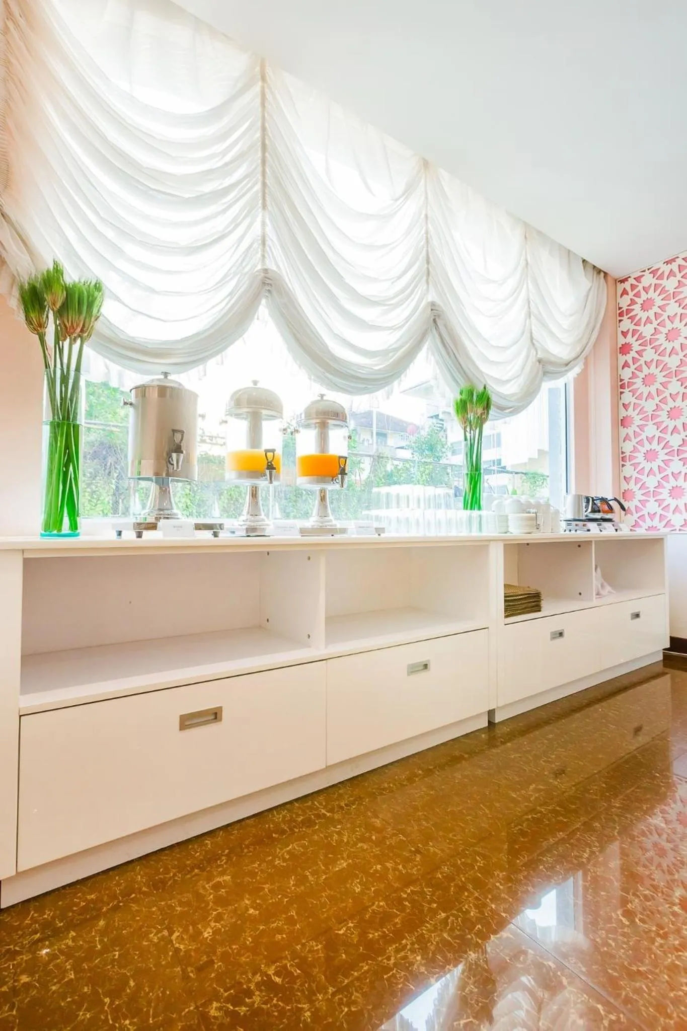 Restaurant/places to eat in Roseate Chiang Mai