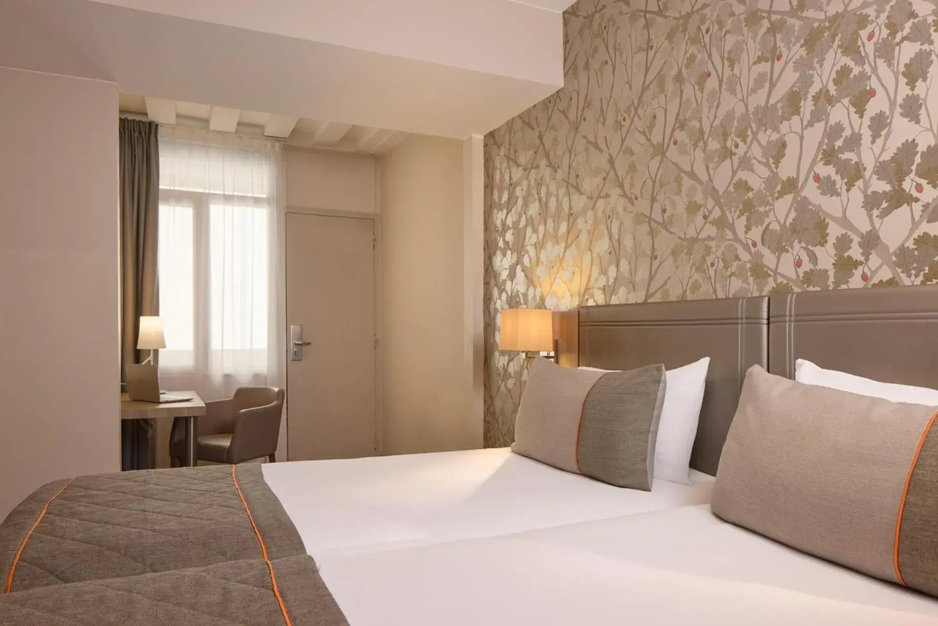 Twin Room in Timhotel Le Louvre Twin Room in Timhotel Le Louvre