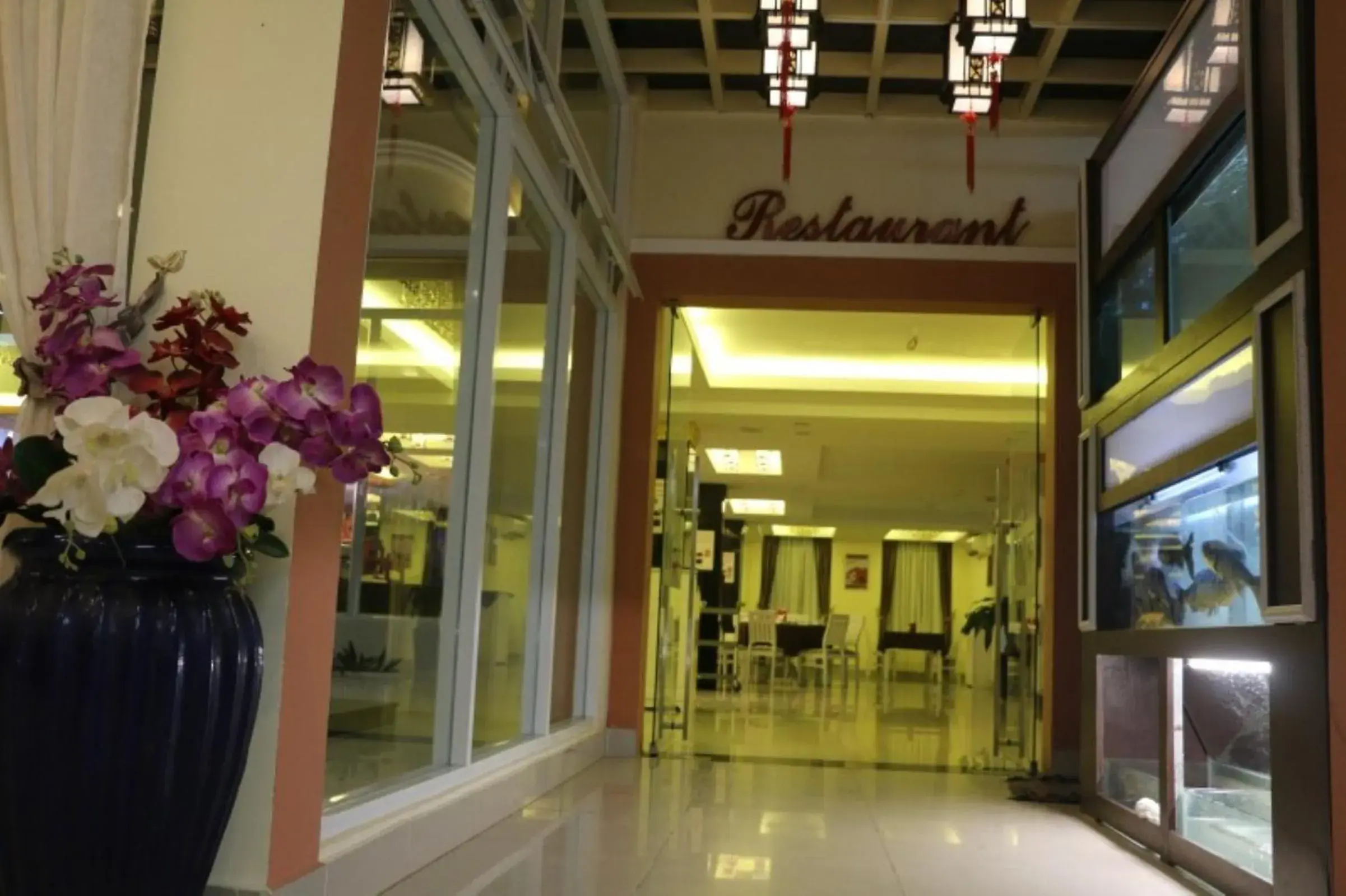 Restaurant/places to eat in You Eng Hotel Restaurant/places to eat in You Eng Hotel