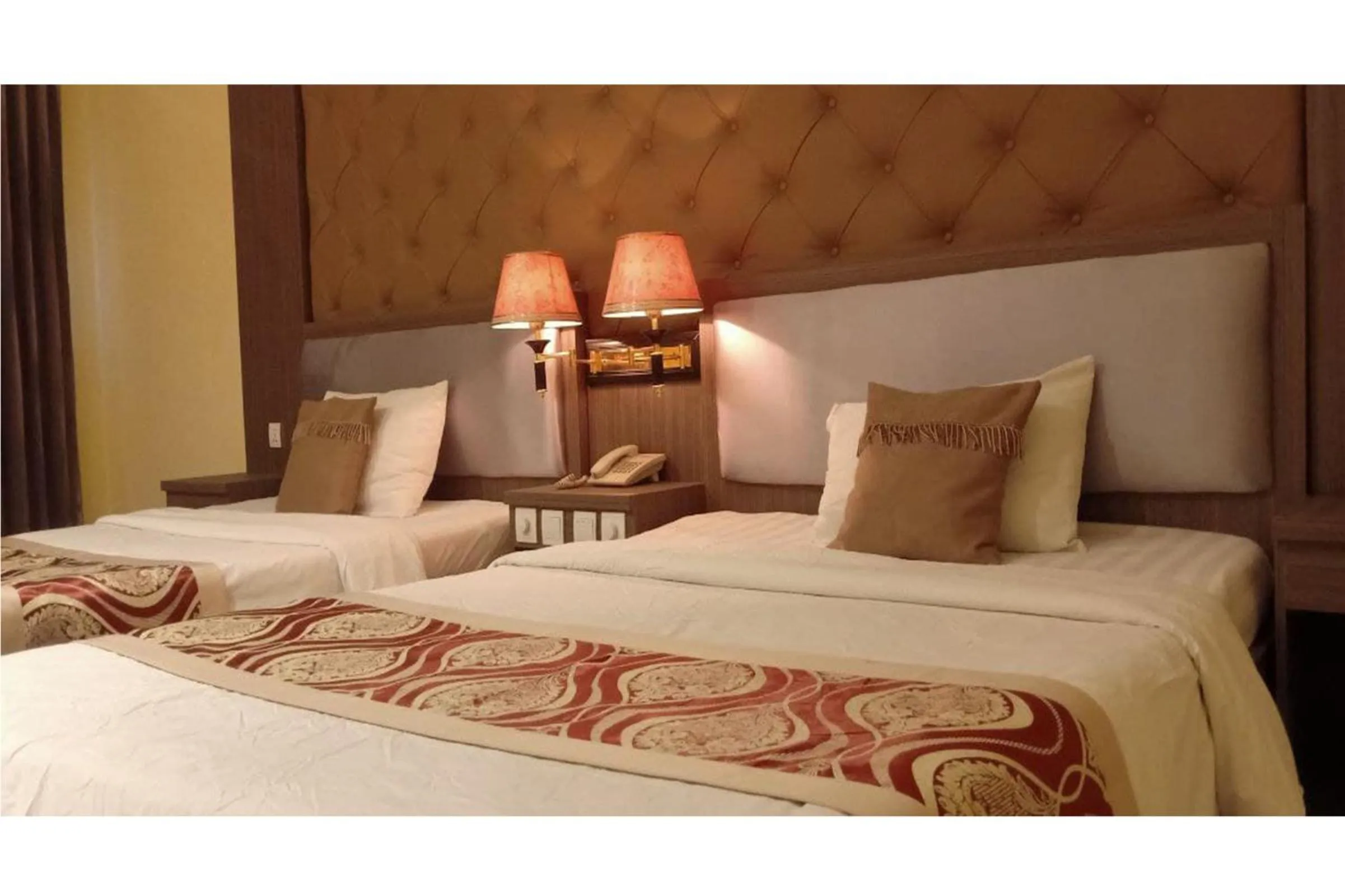 Bedroom in You Eng Hotel