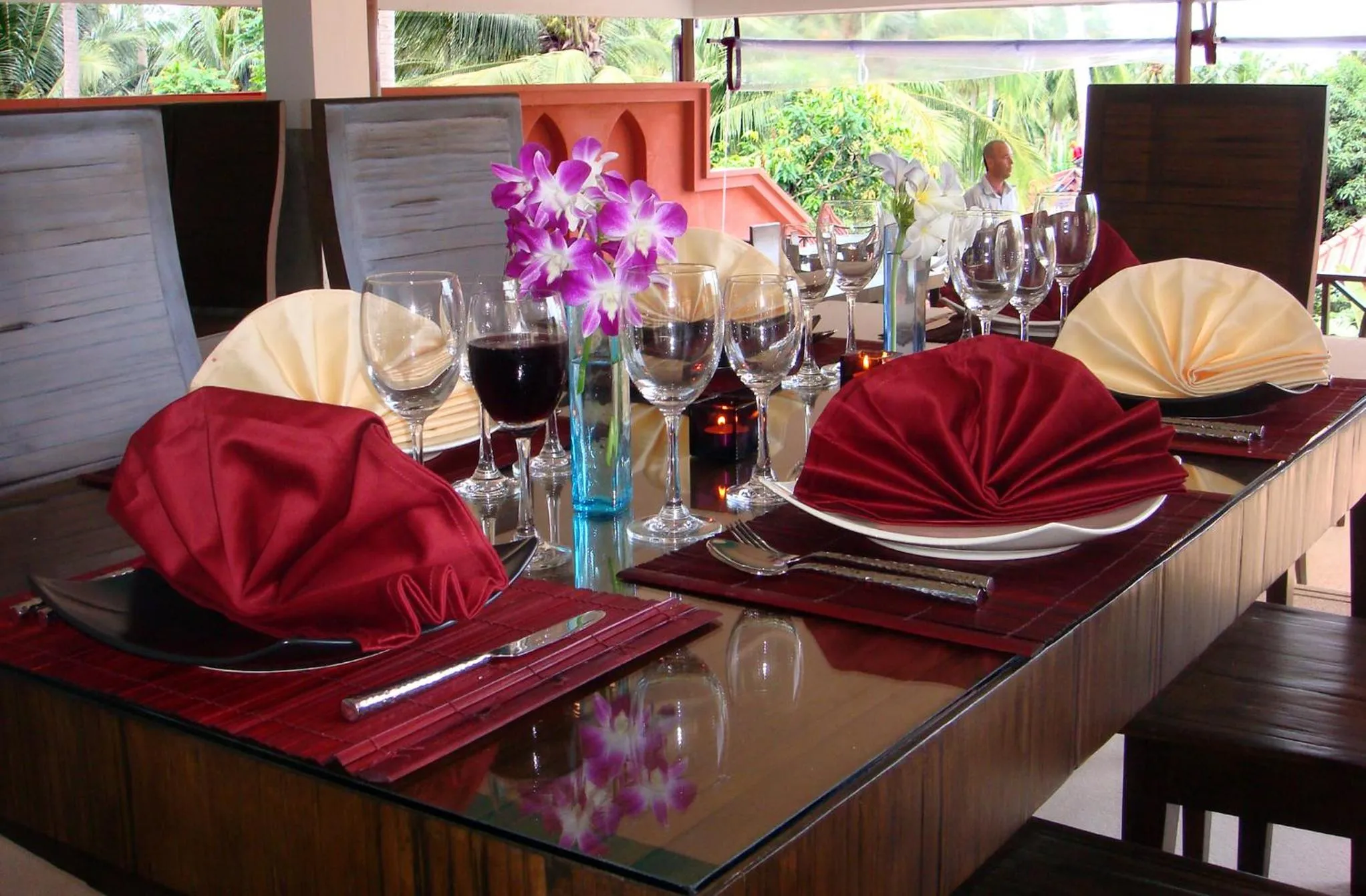 Restaurant/places to eat in Chor Chang Villa Resort