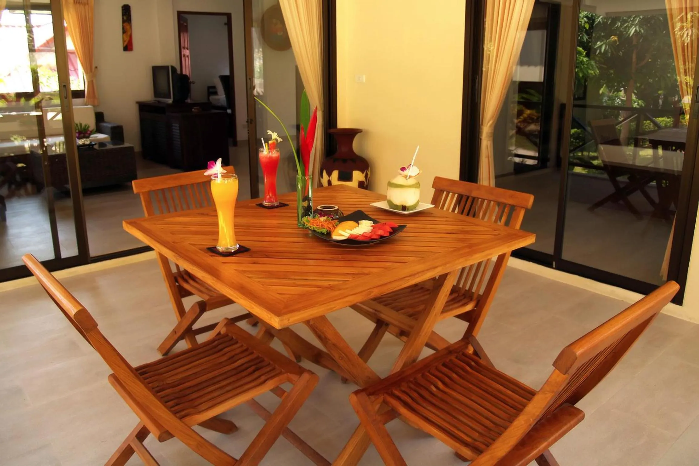 Patio in Chor Chang Villa Resort