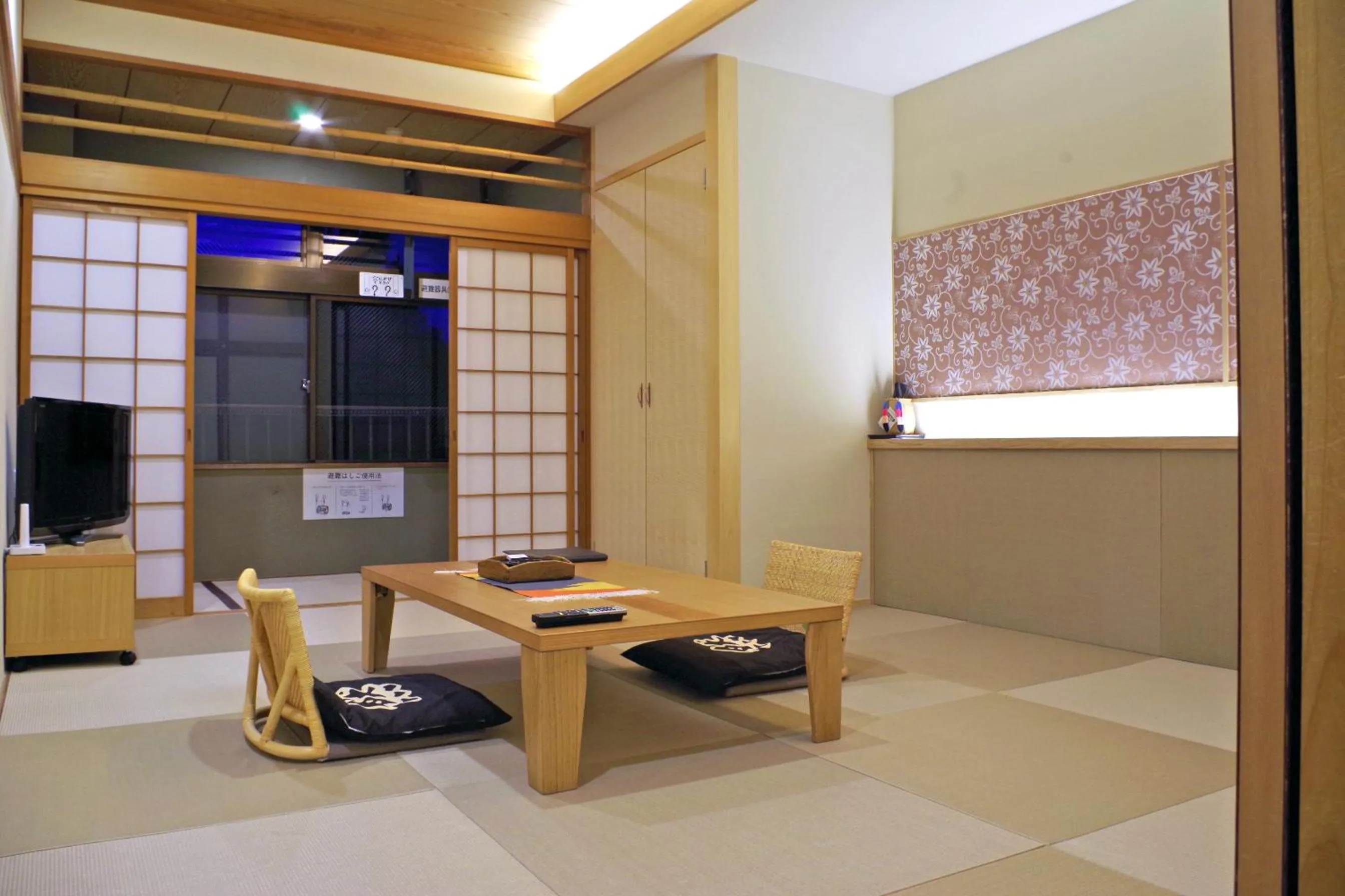 Photo of the whole room in Ryokan Nenrinbo
