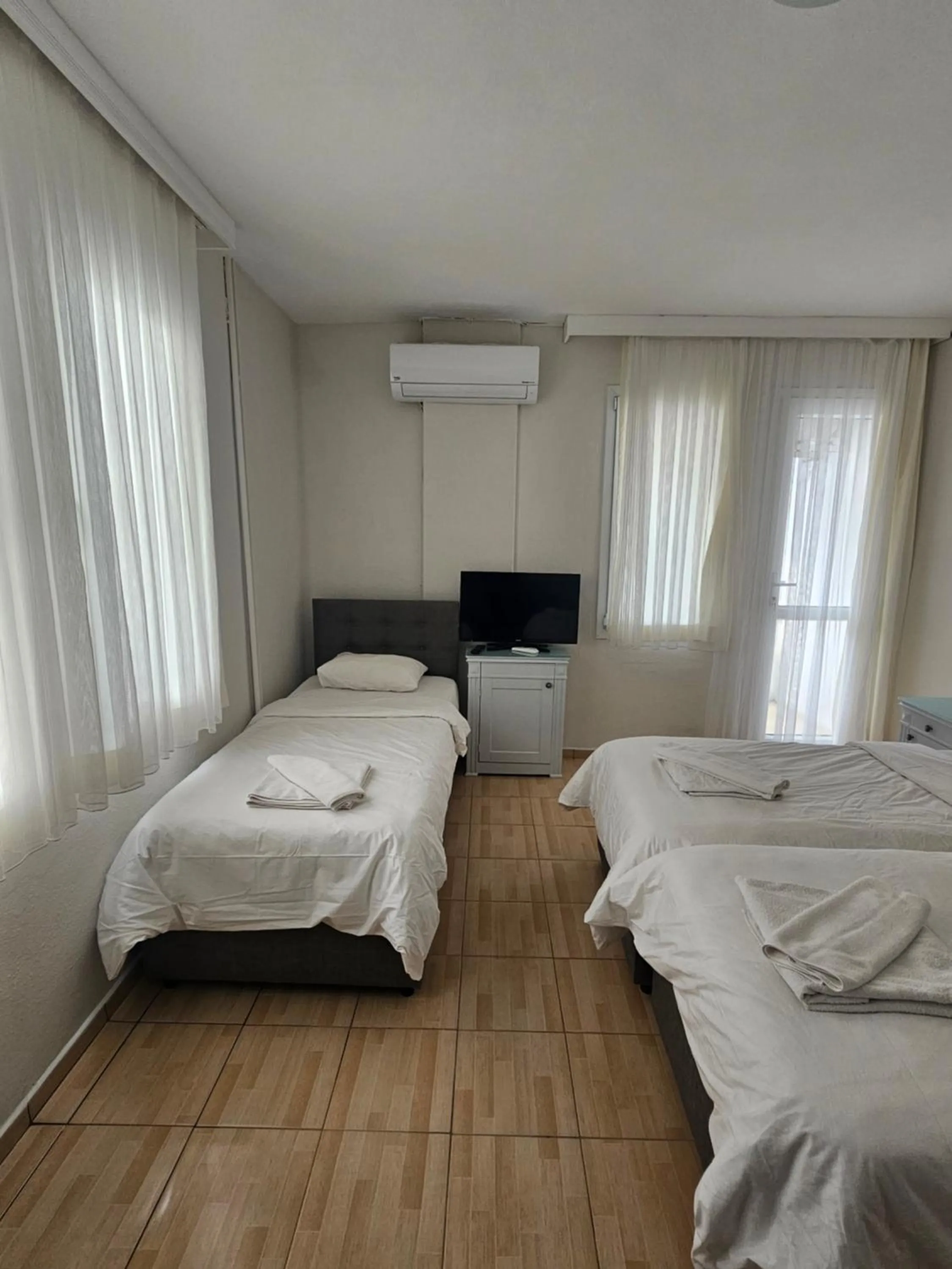 Bed in Cicek Apart Hotel