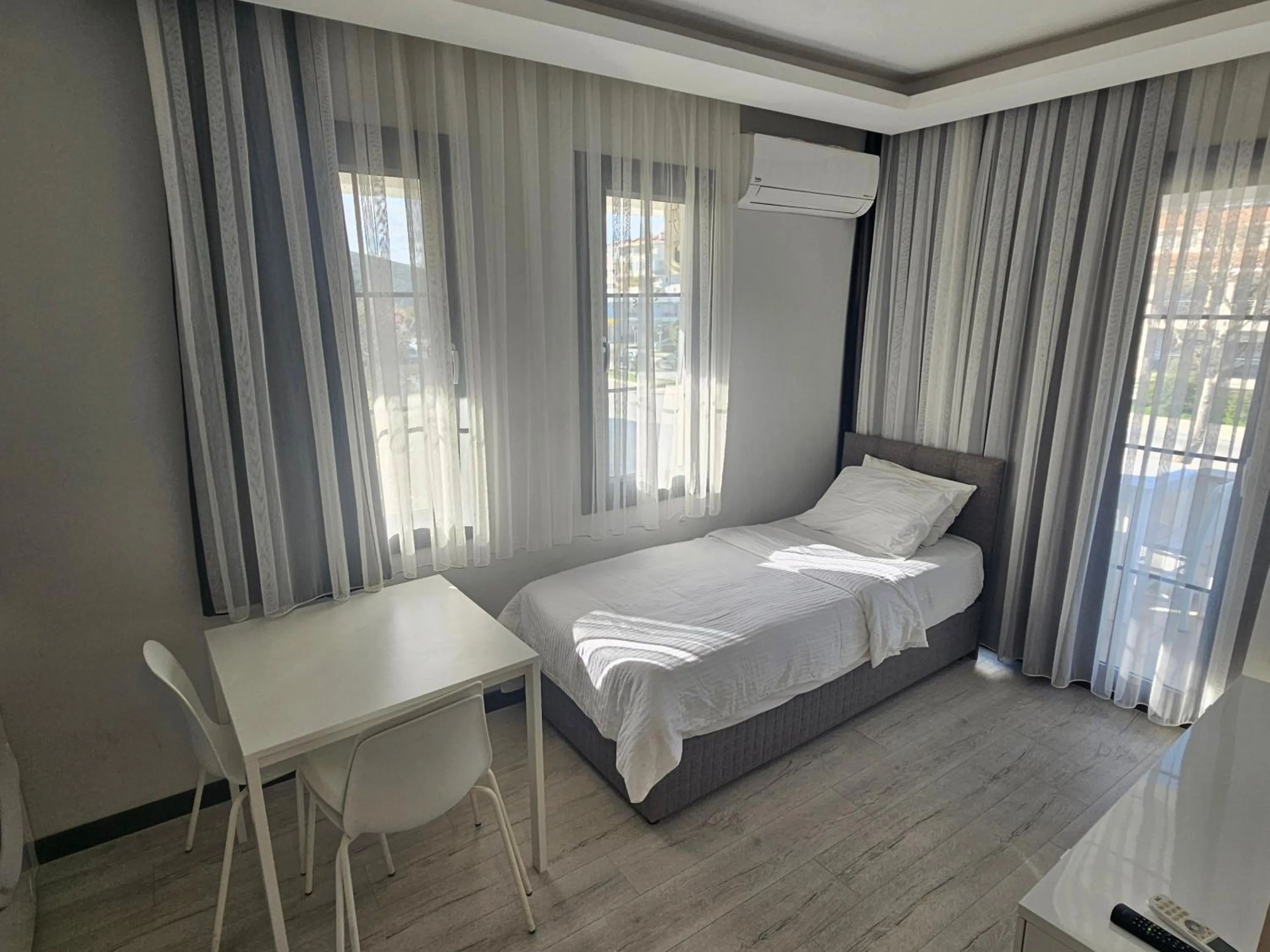 Bed in Cicek Apart Hotel