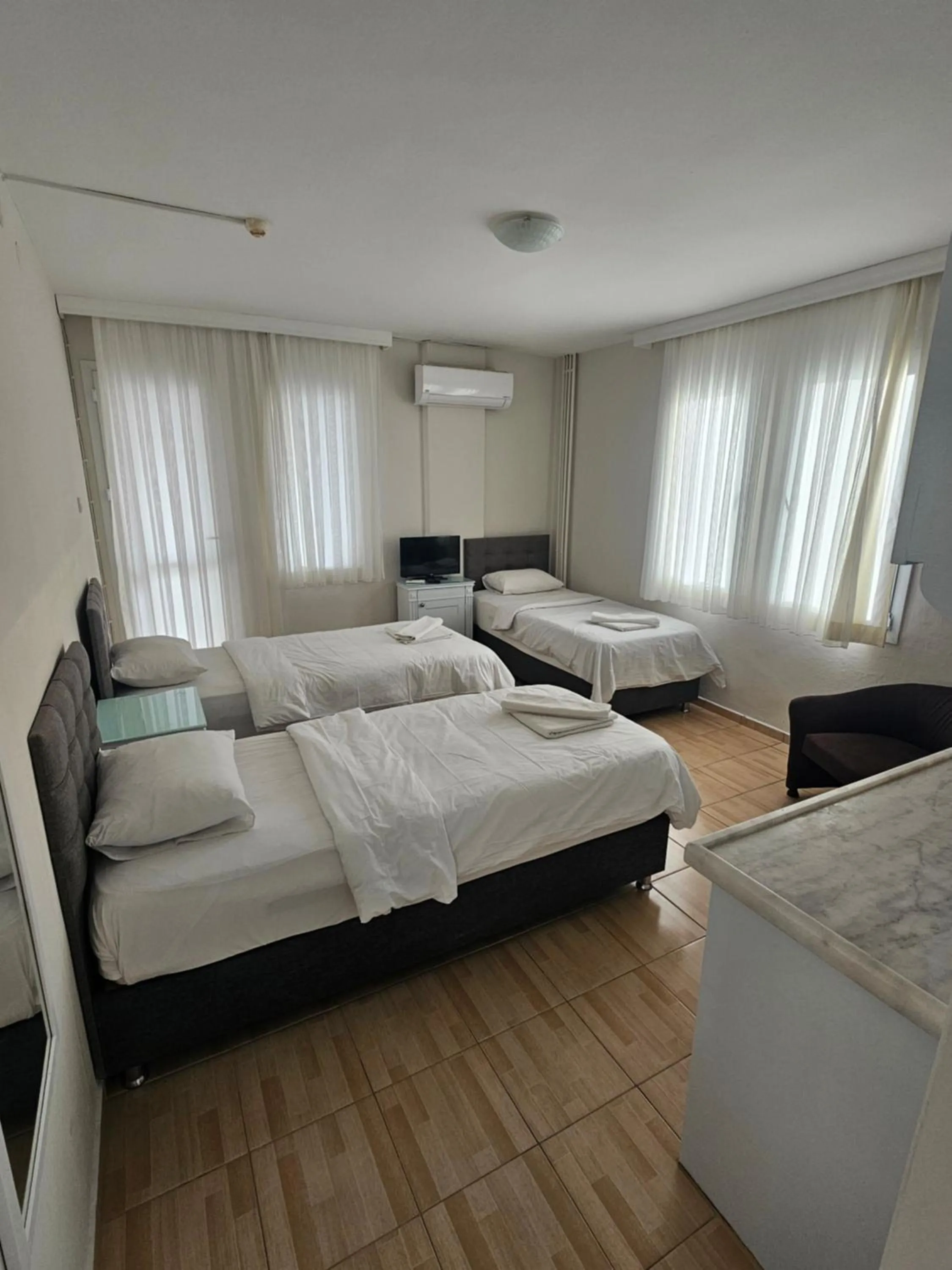 Bed in Cicek Apart Hotel