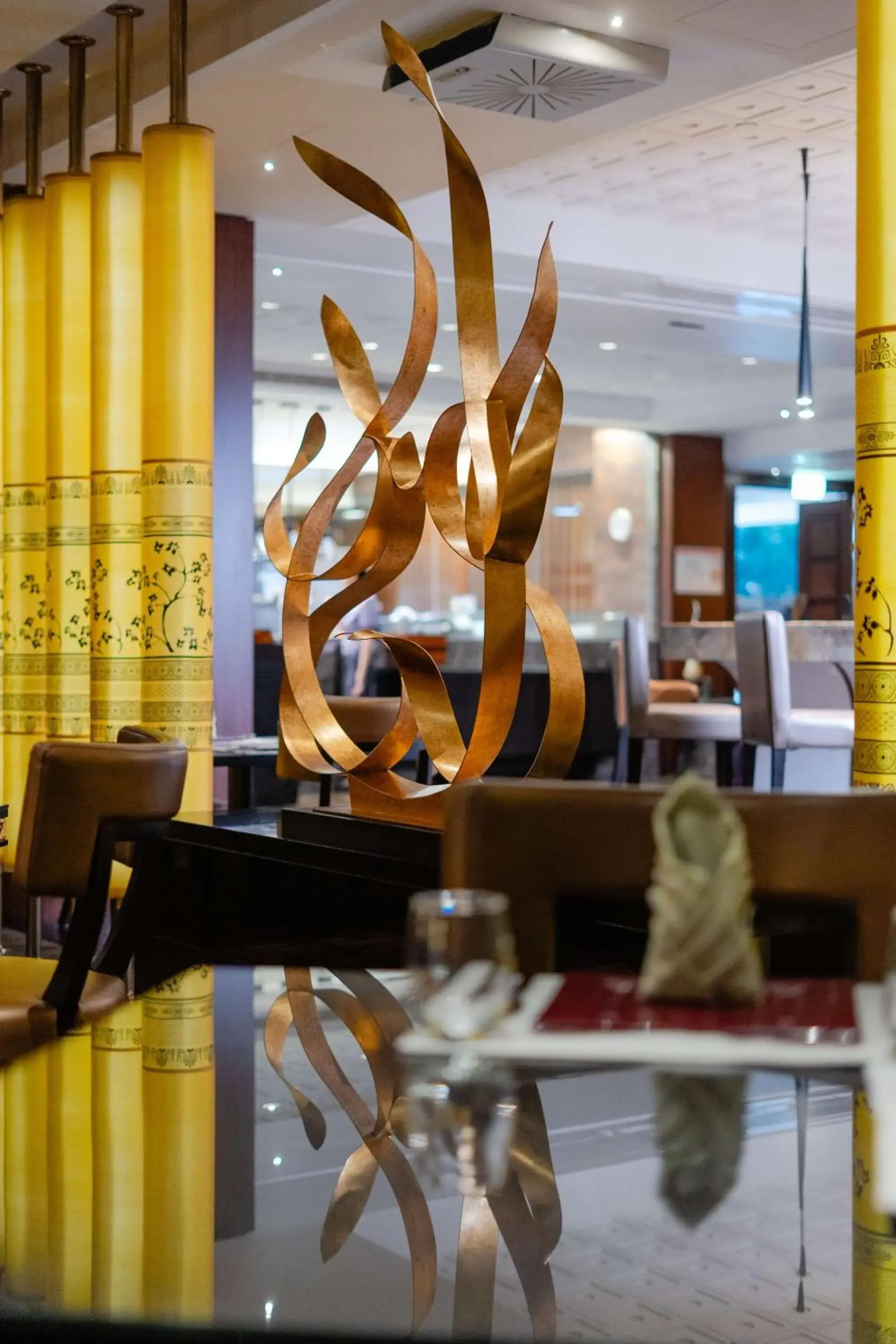 Restaurant/places to eat in Dusit Thani Abu Dhabi Restaurant/places to eat in Dusit Thani Abu Dhabi
