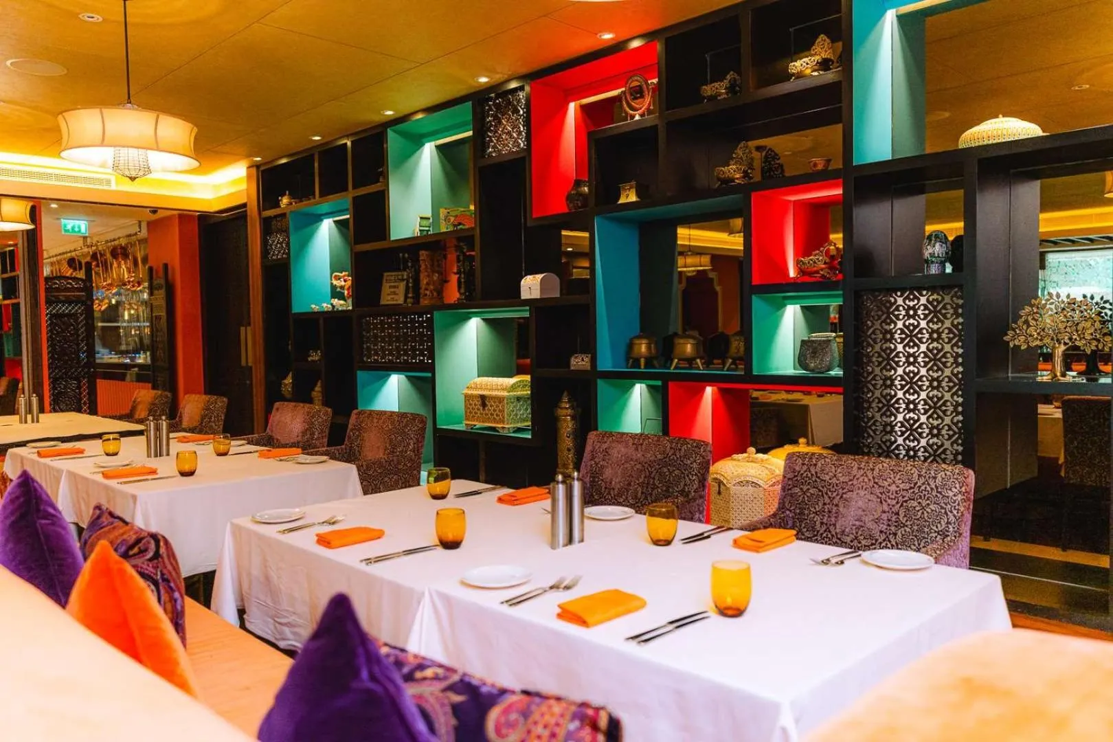 Restaurant/places to eat in Dusit Thani Abu Dhabi