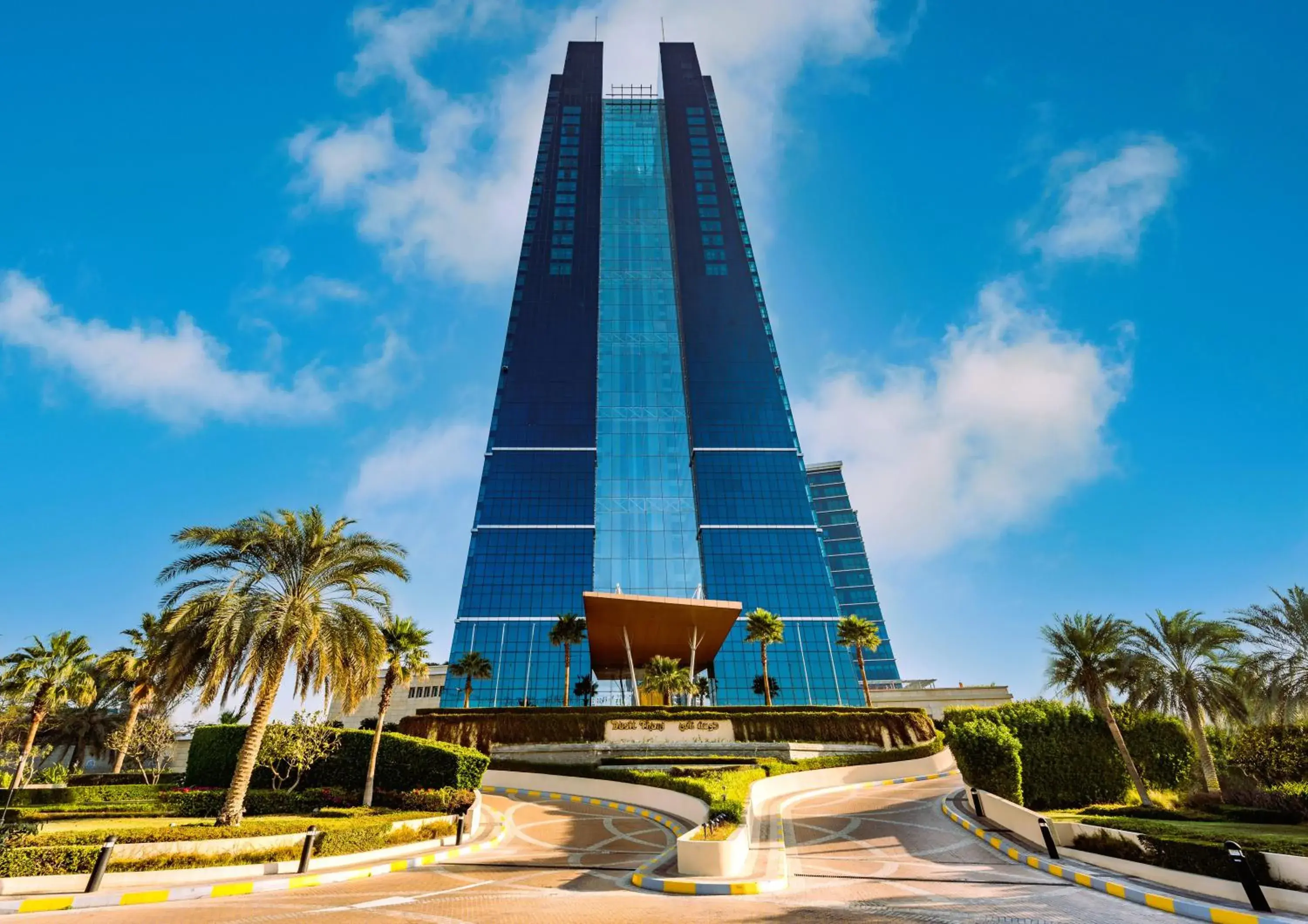 Property building in Dusit Thani Abu Dhabi Property building in Dusit Thani Abu Dhabi