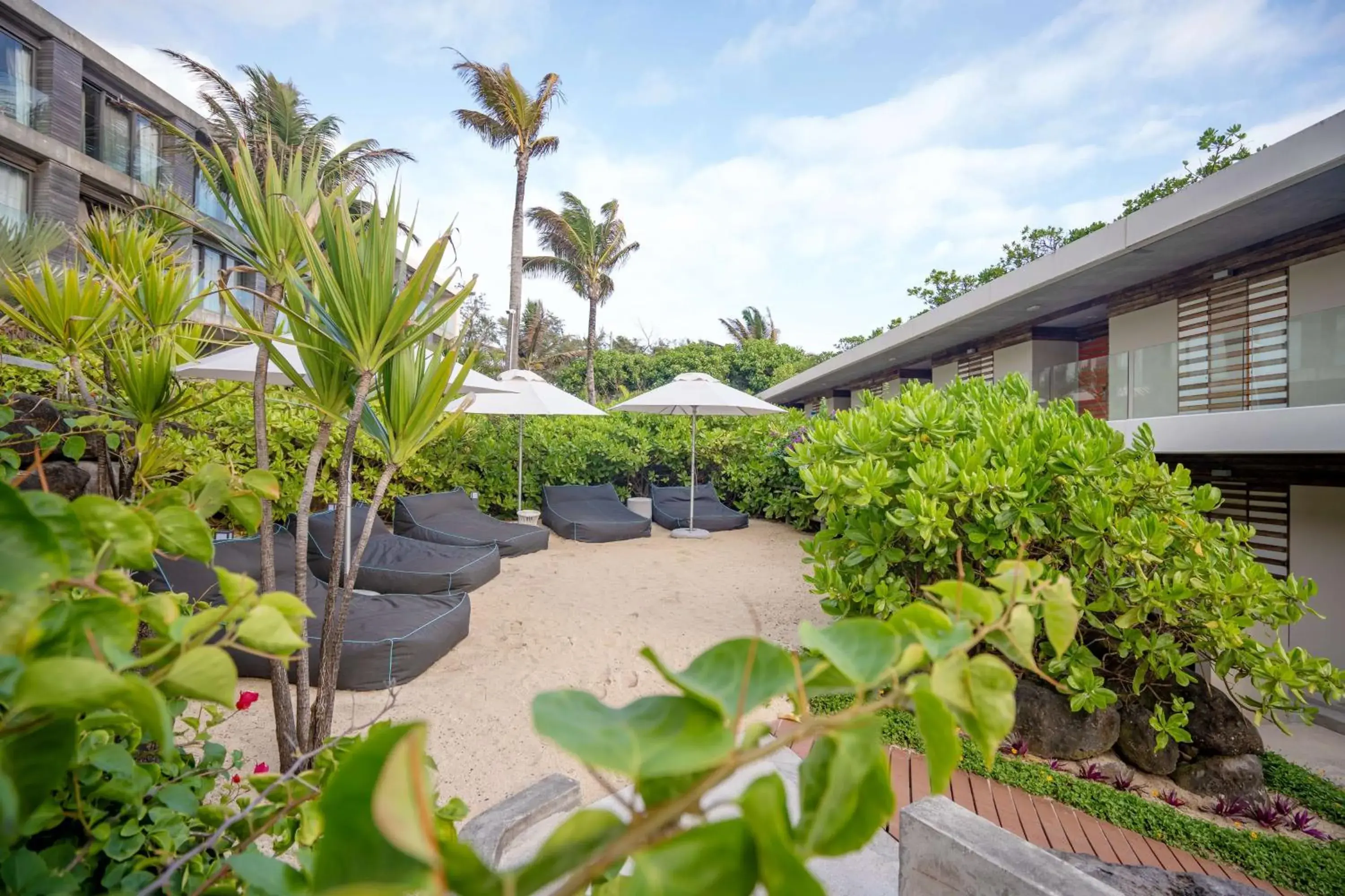 Property building in Radisson Blu Poste Lafayette Resort & Spa (Adults Only) Property building in Radisson Blu Poste Lafayette Resort & Spa (Adults Only)