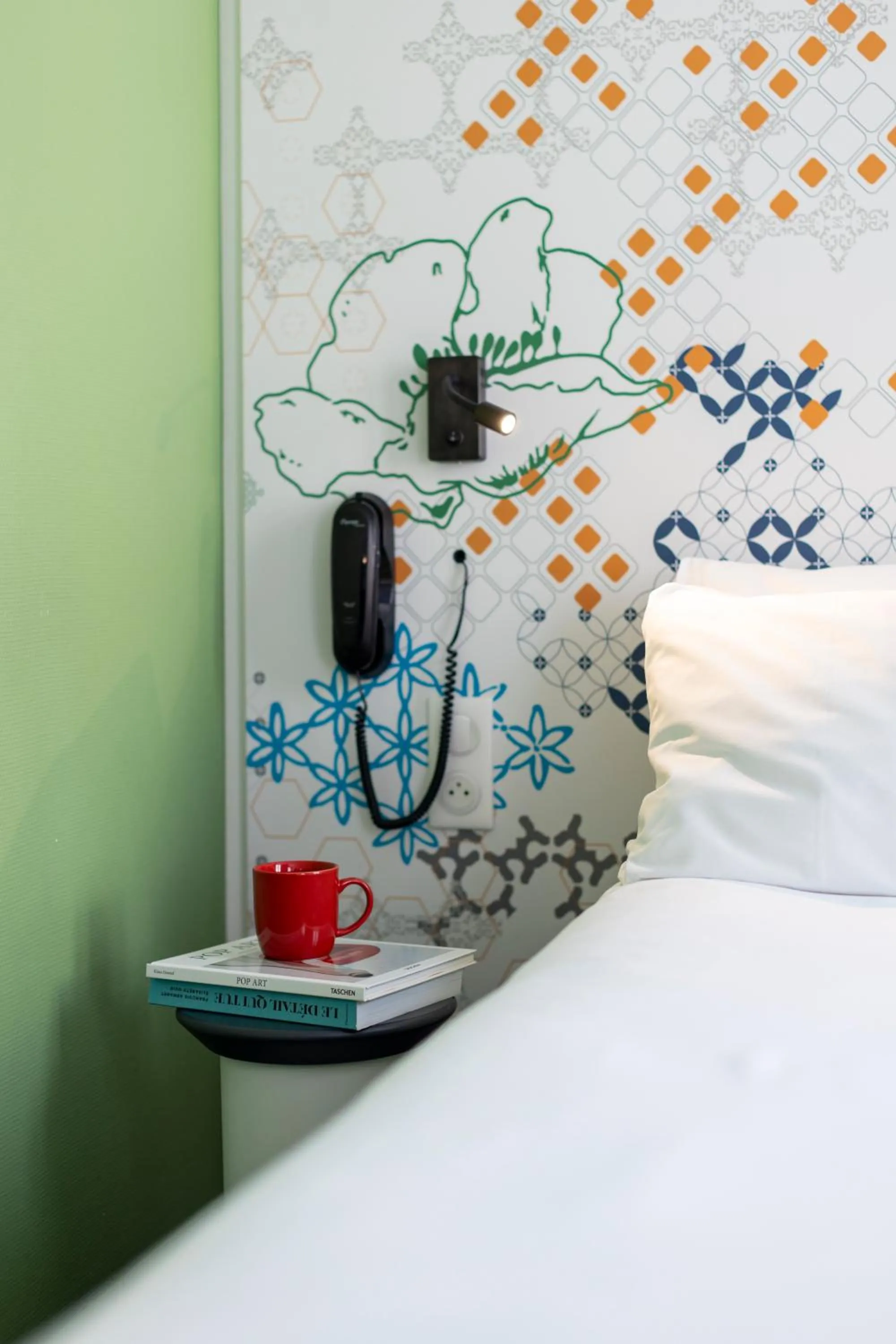 Photo of the whole room, Bed in Ibis Styles Paris Gare Saint Lazare