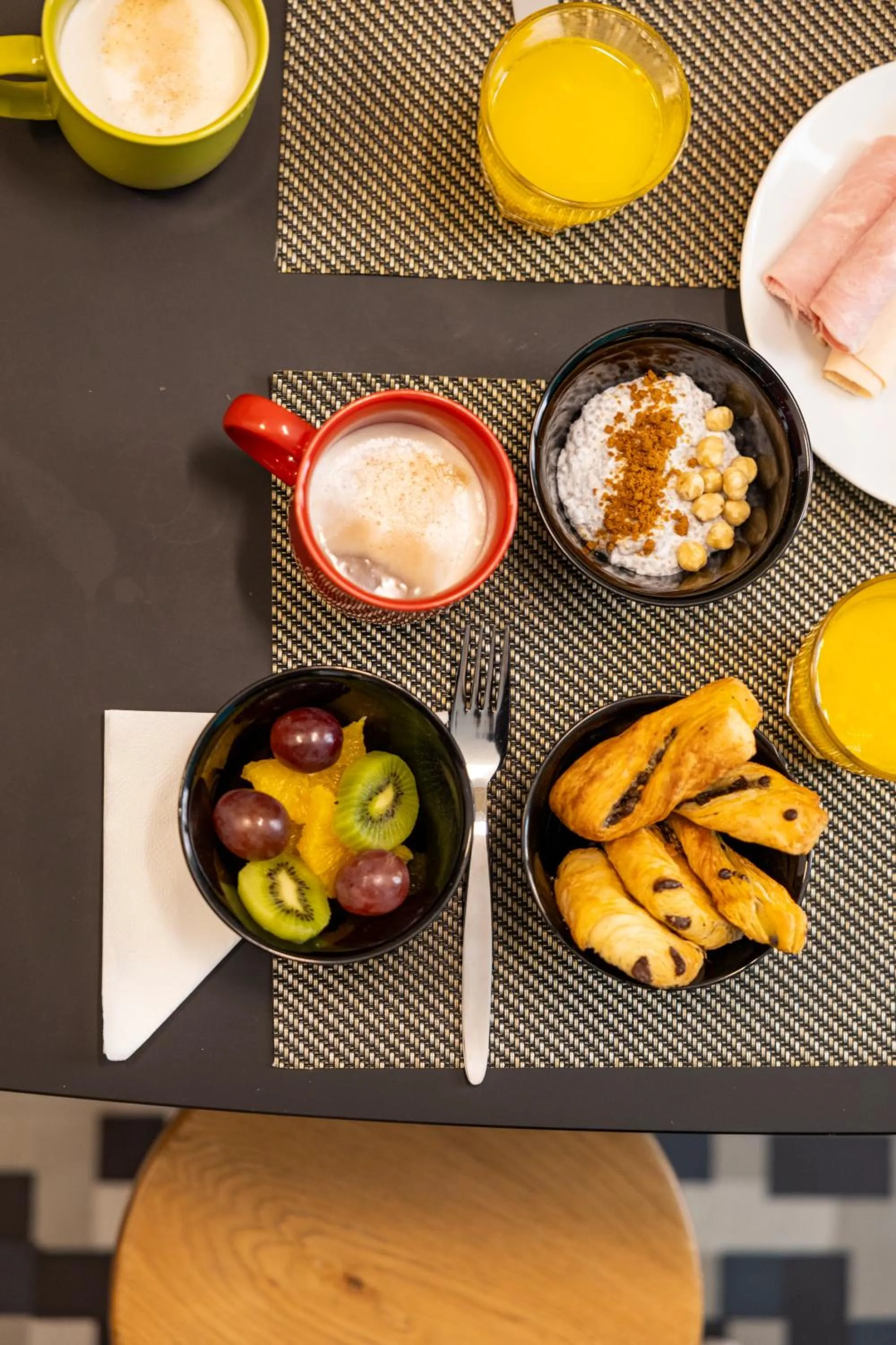 Breakfast in Ibis Styles Paris Gare Saint Lazare