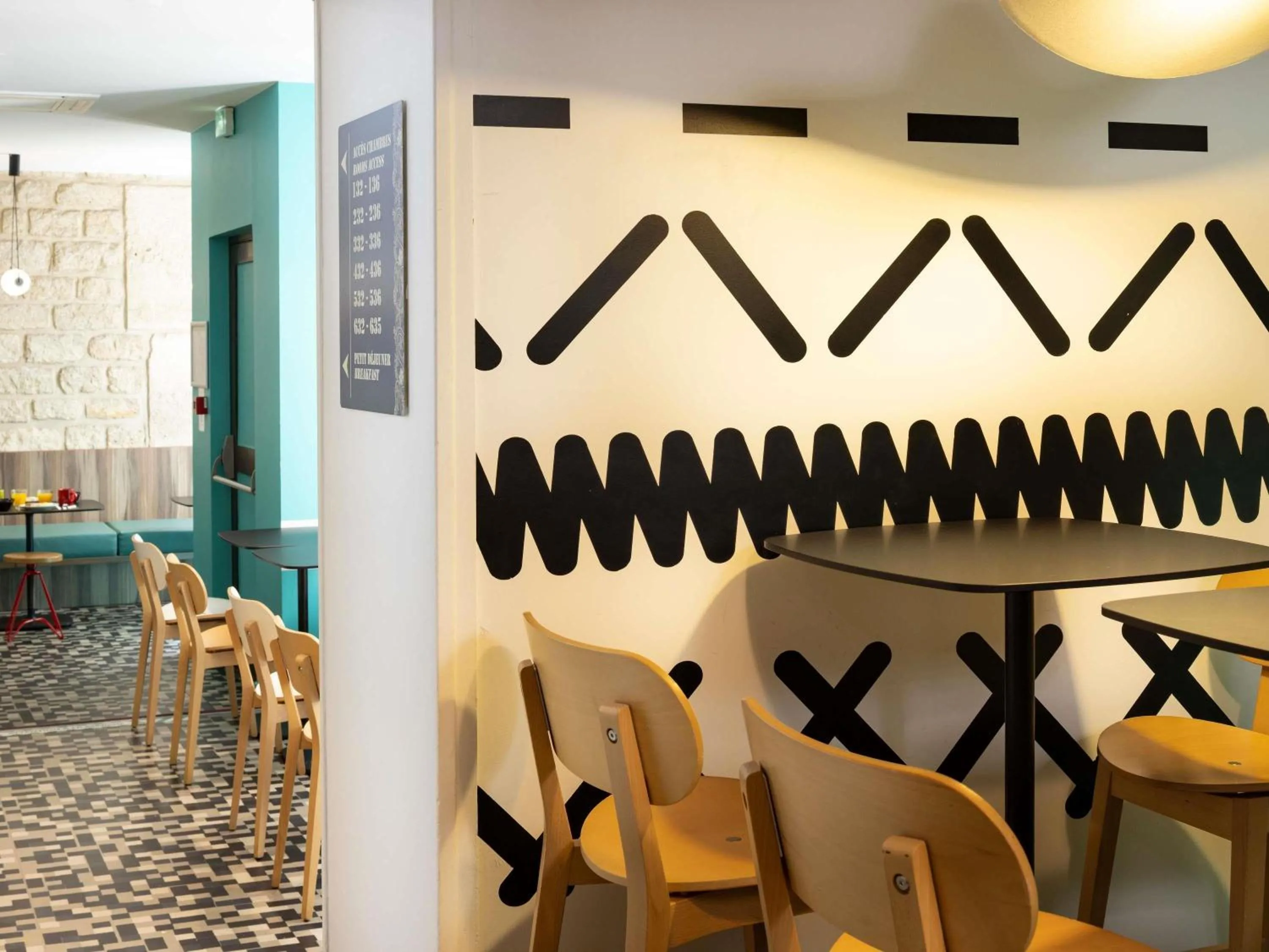 Breakfast in Ibis Styles Paris Gare Saint Lazare