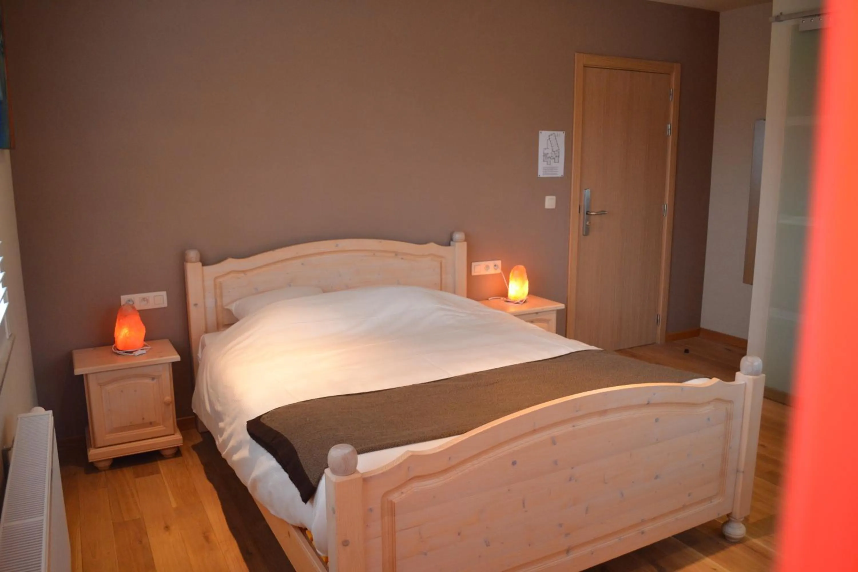 Decorative detail, Bed in B&B Wisteria