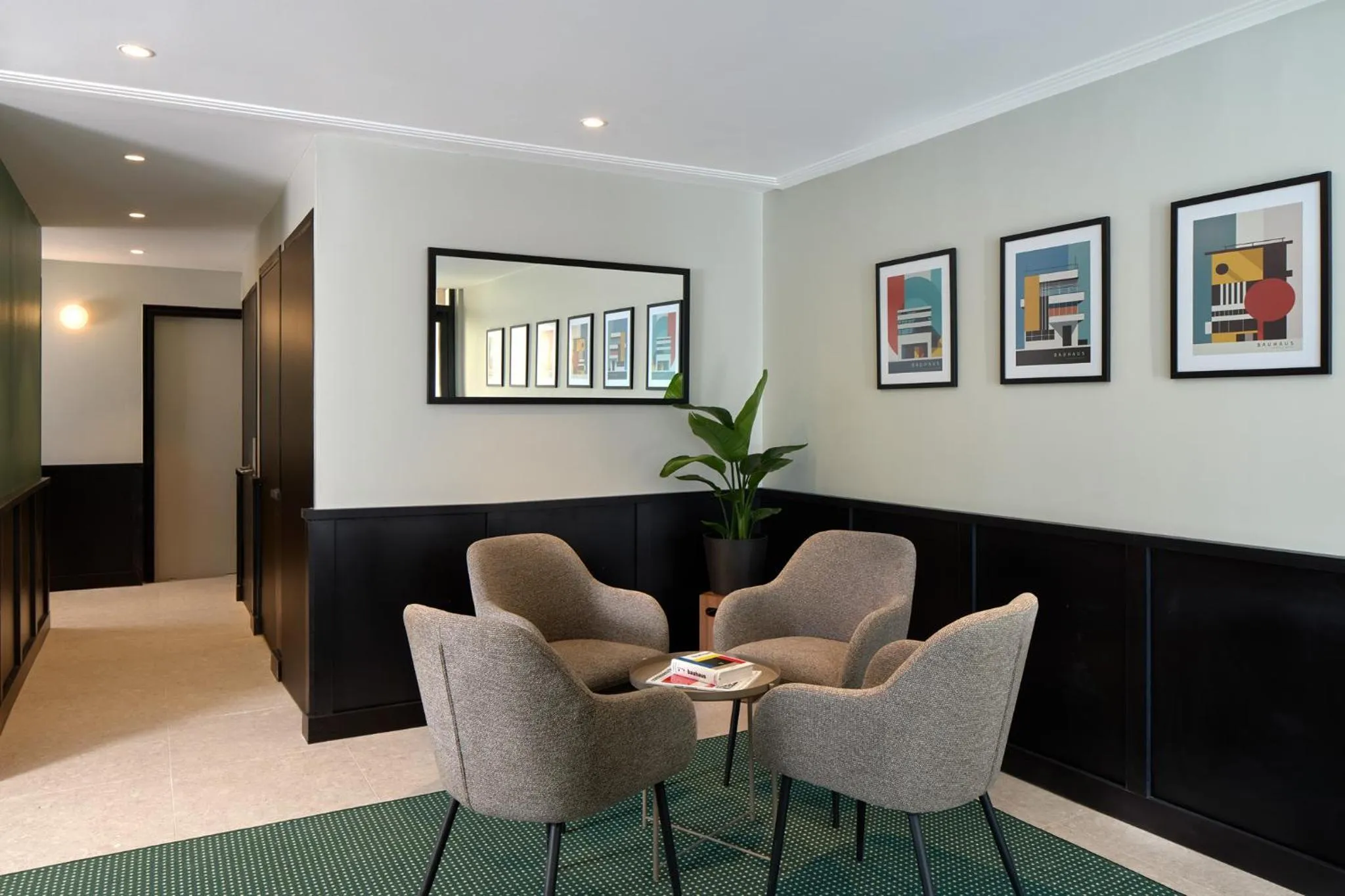 Lobby or reception in Timhotel Nation