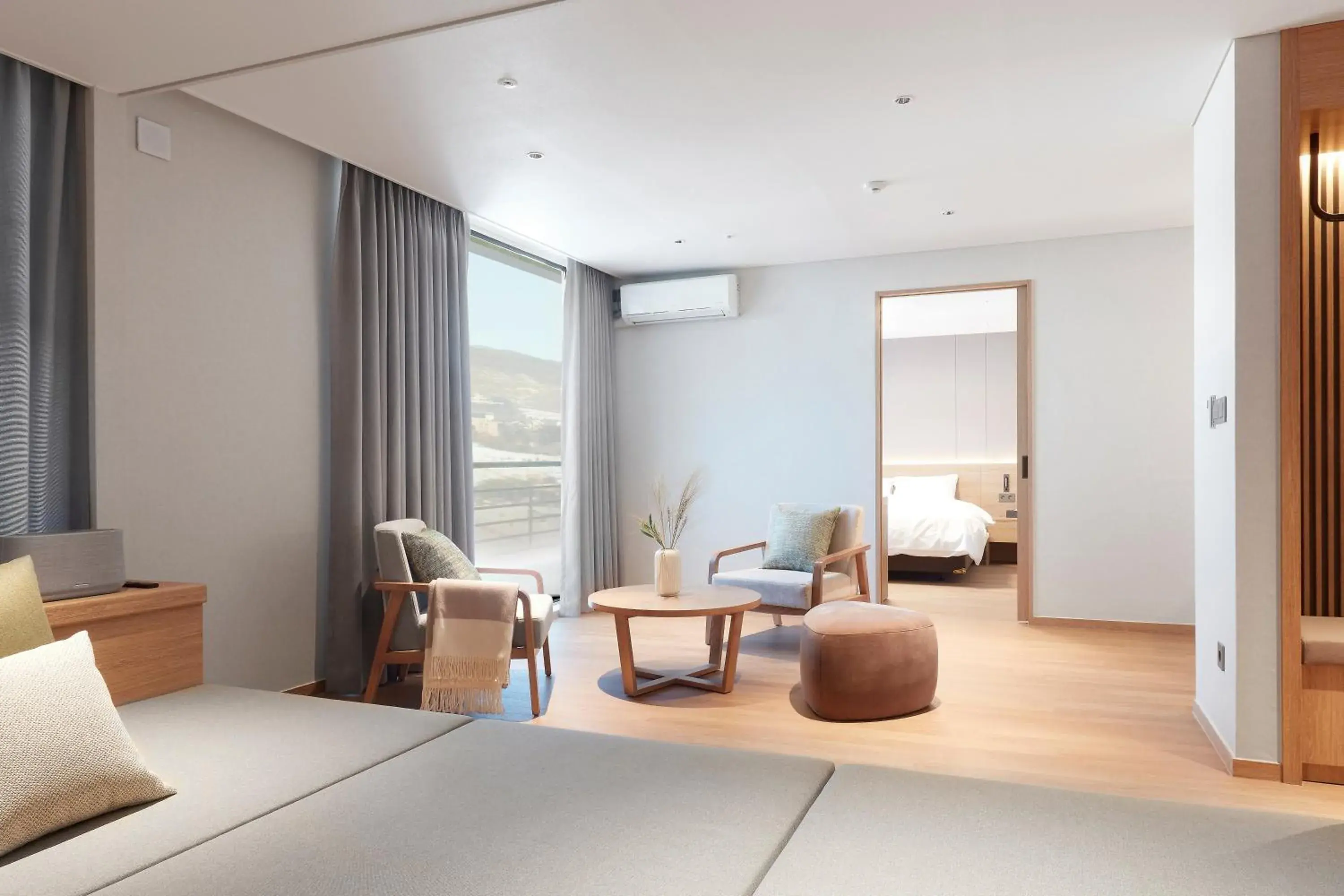 Living room, Bed in Phoenix Resort Pyeongchang Living room, Bed in Phoenix Resort Pyeongchang