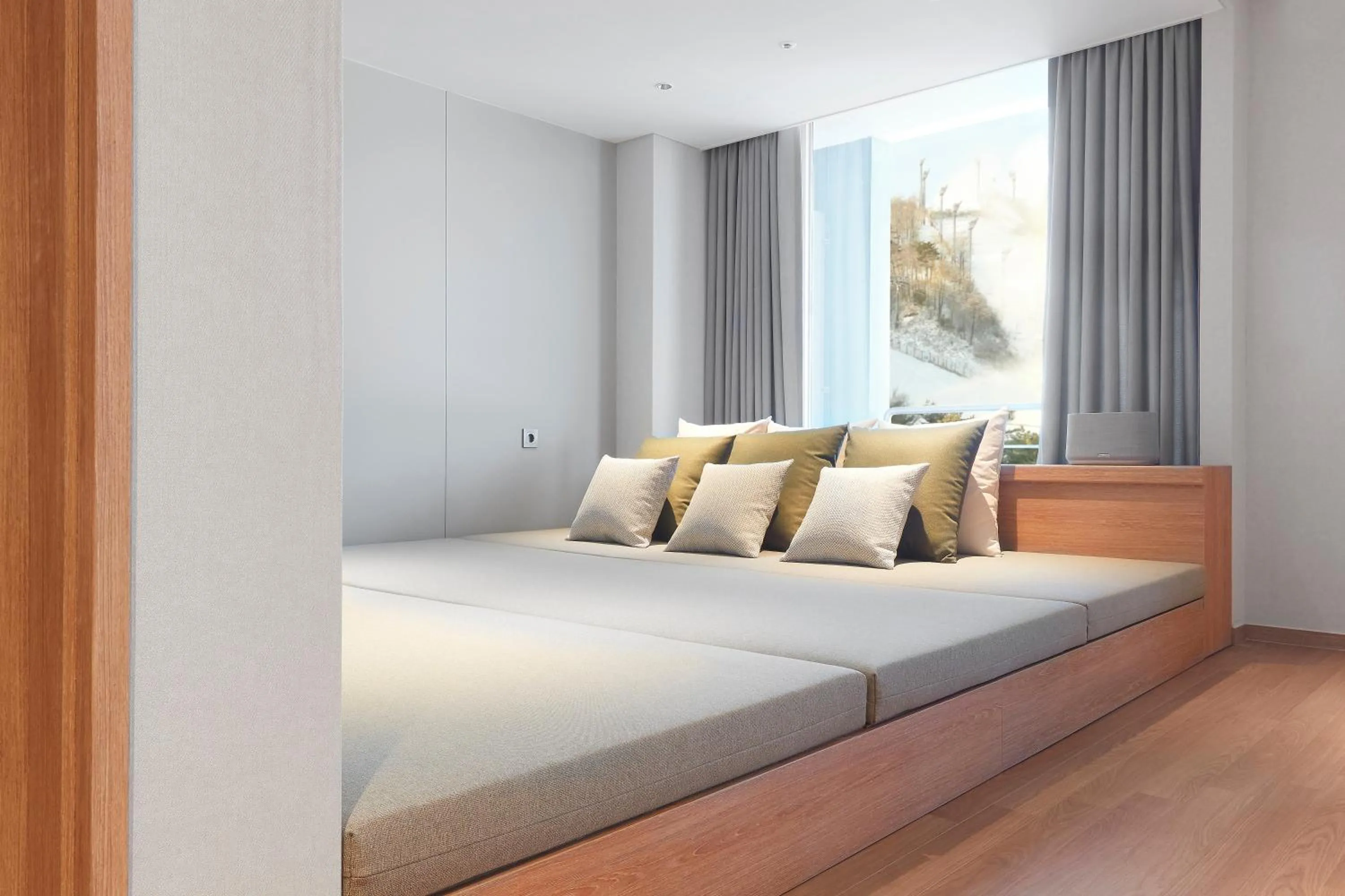 Living room, Bed in Phoenix Resort Pyeongchang
