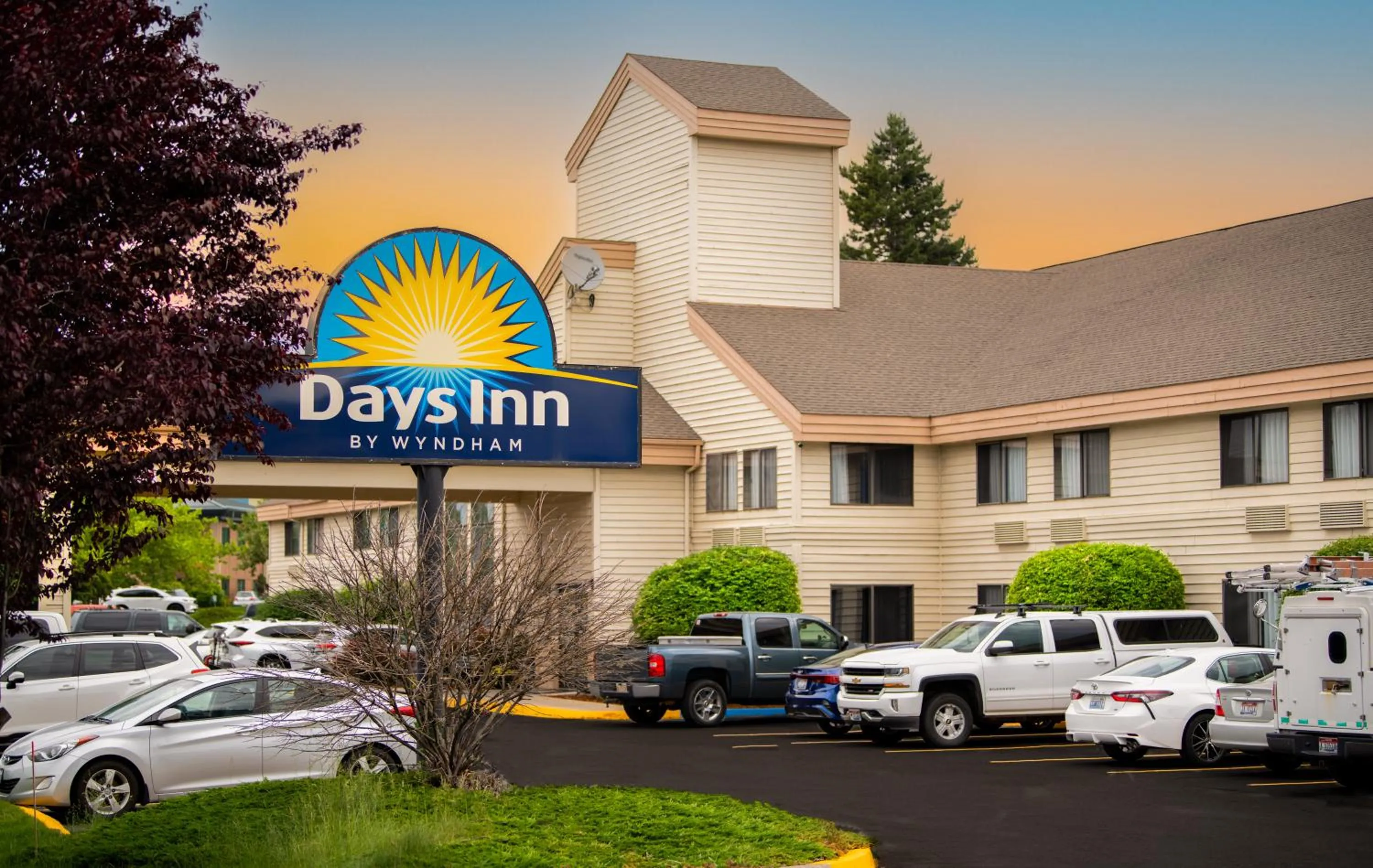 Property building in Days Inn by Wyndham Coeur d'Alene