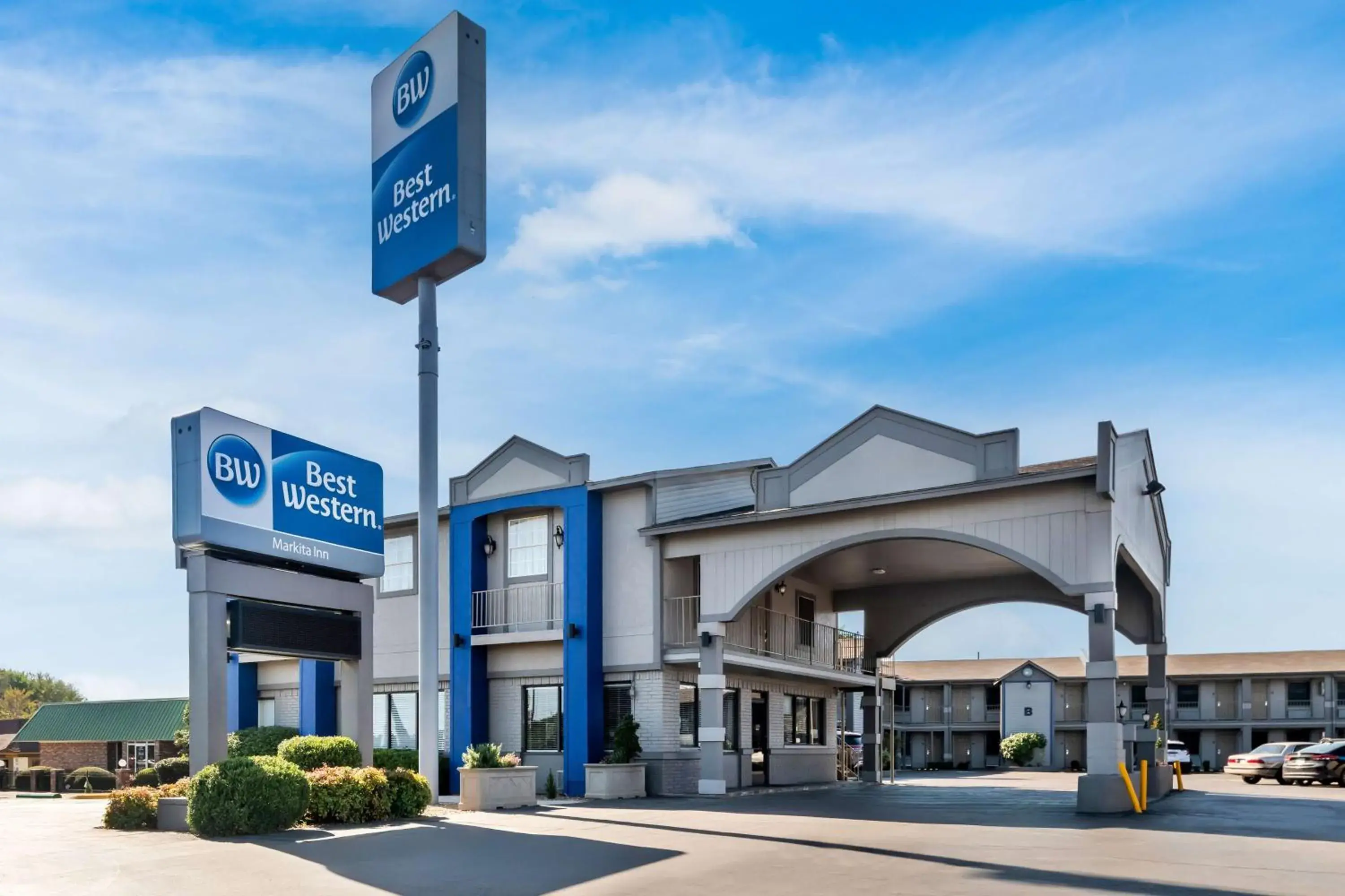 Property building in Best Western Markita Inn Property building in Best Western Markita Inn