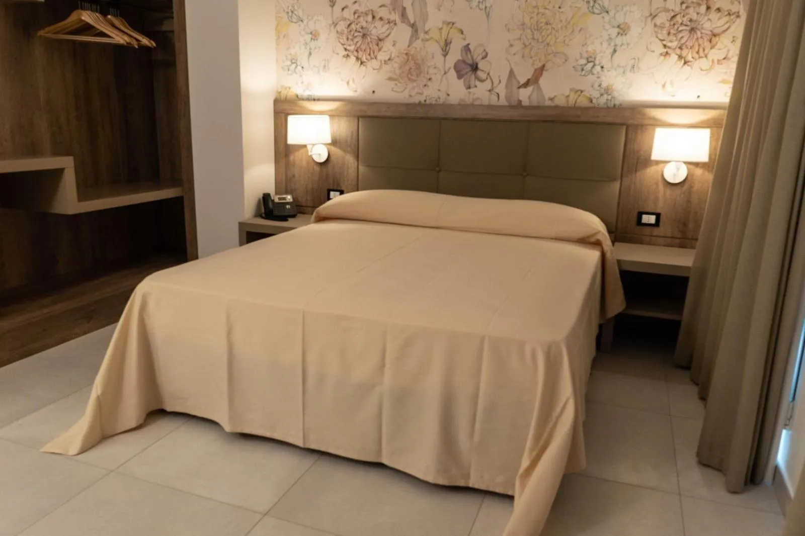 Bedroom, Bed in Hotel Pontemare