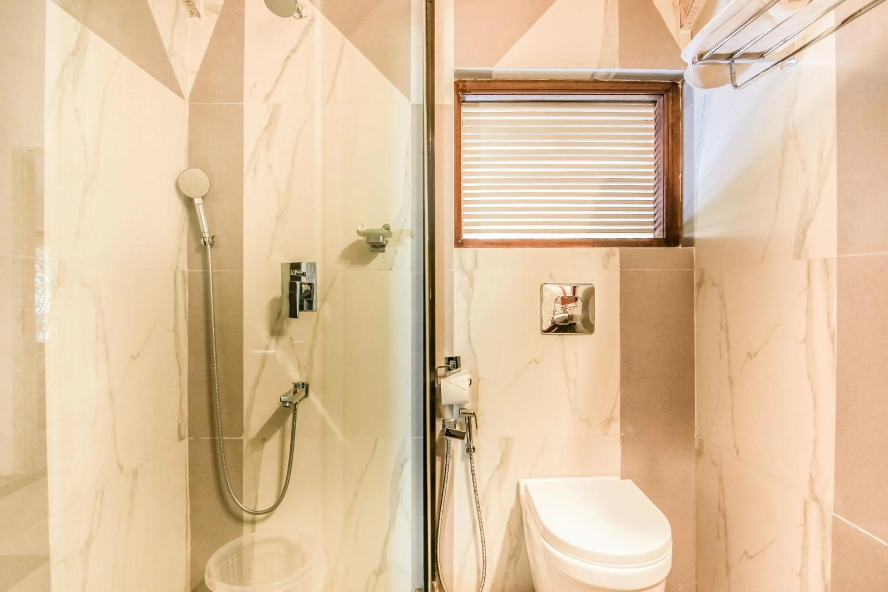 Bathroom in Casa Vagator