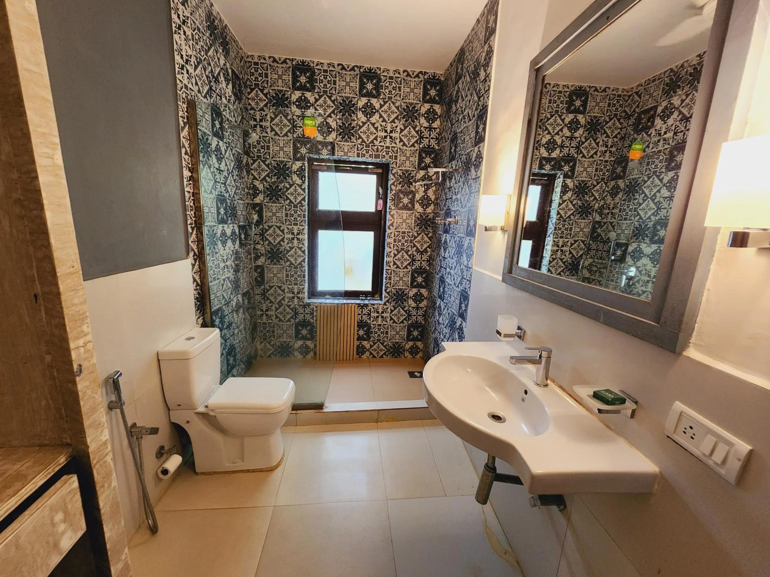 Bathroom in Casa Vagator