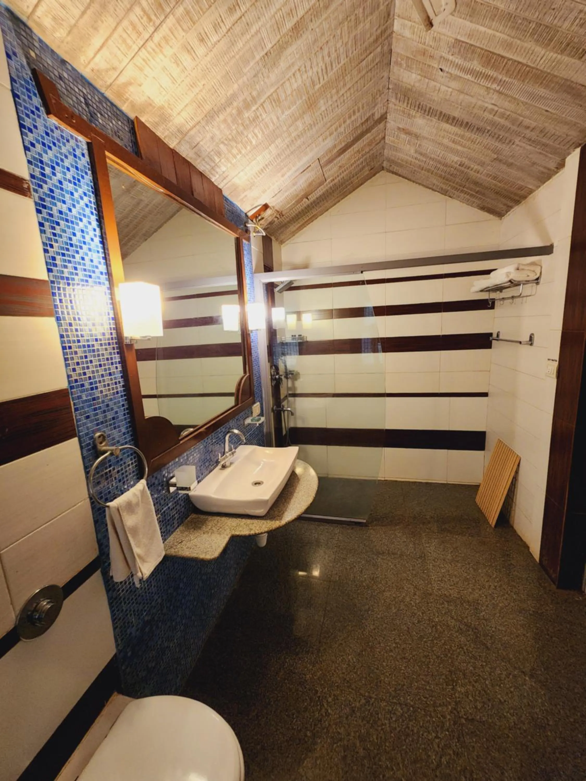 Bathroom in Casa Vagator