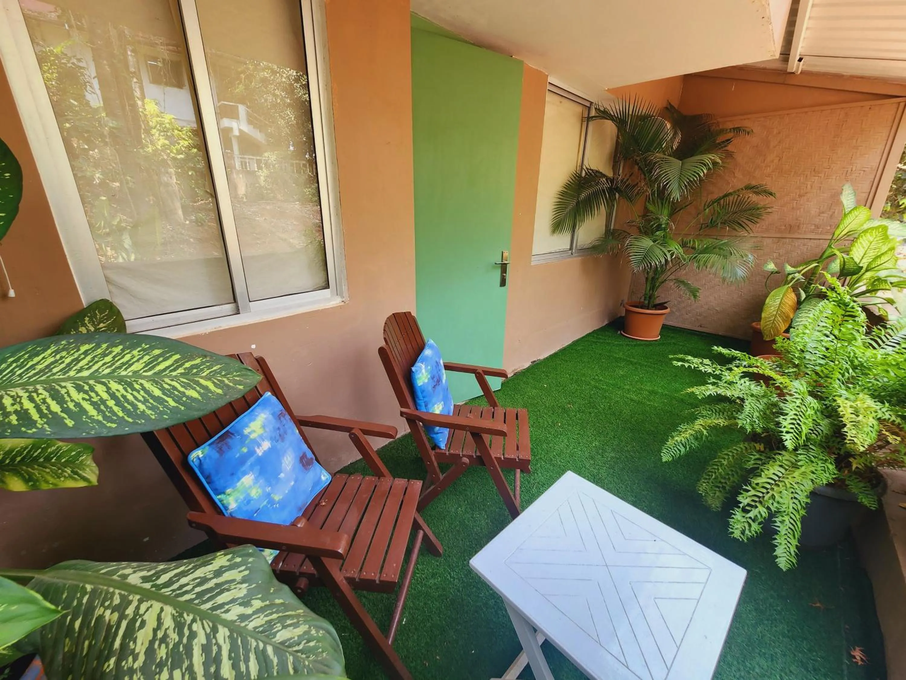 Seating area in Casa Vagator