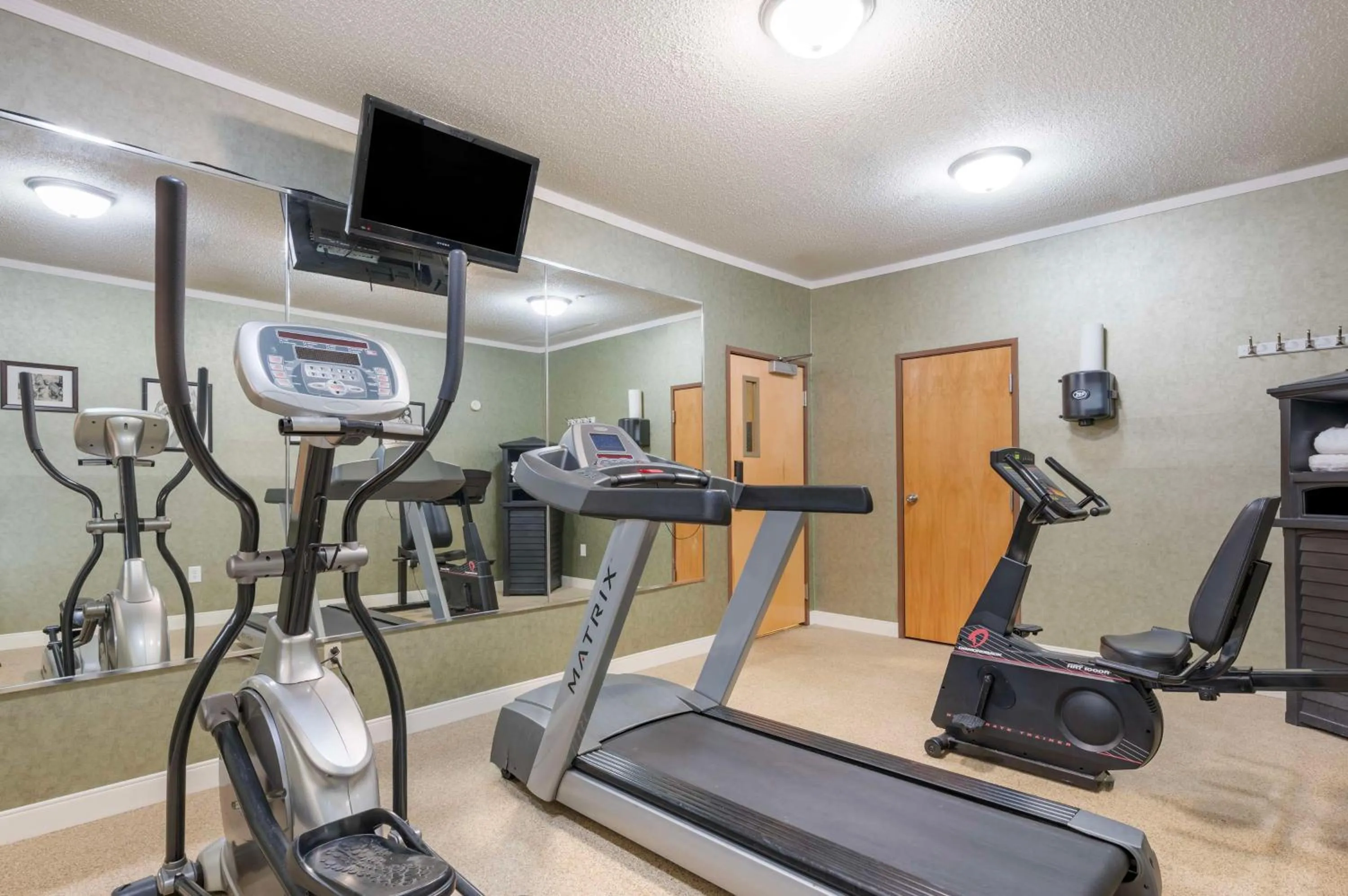 Fitness centre/facilities in Best Western Circus City Inn