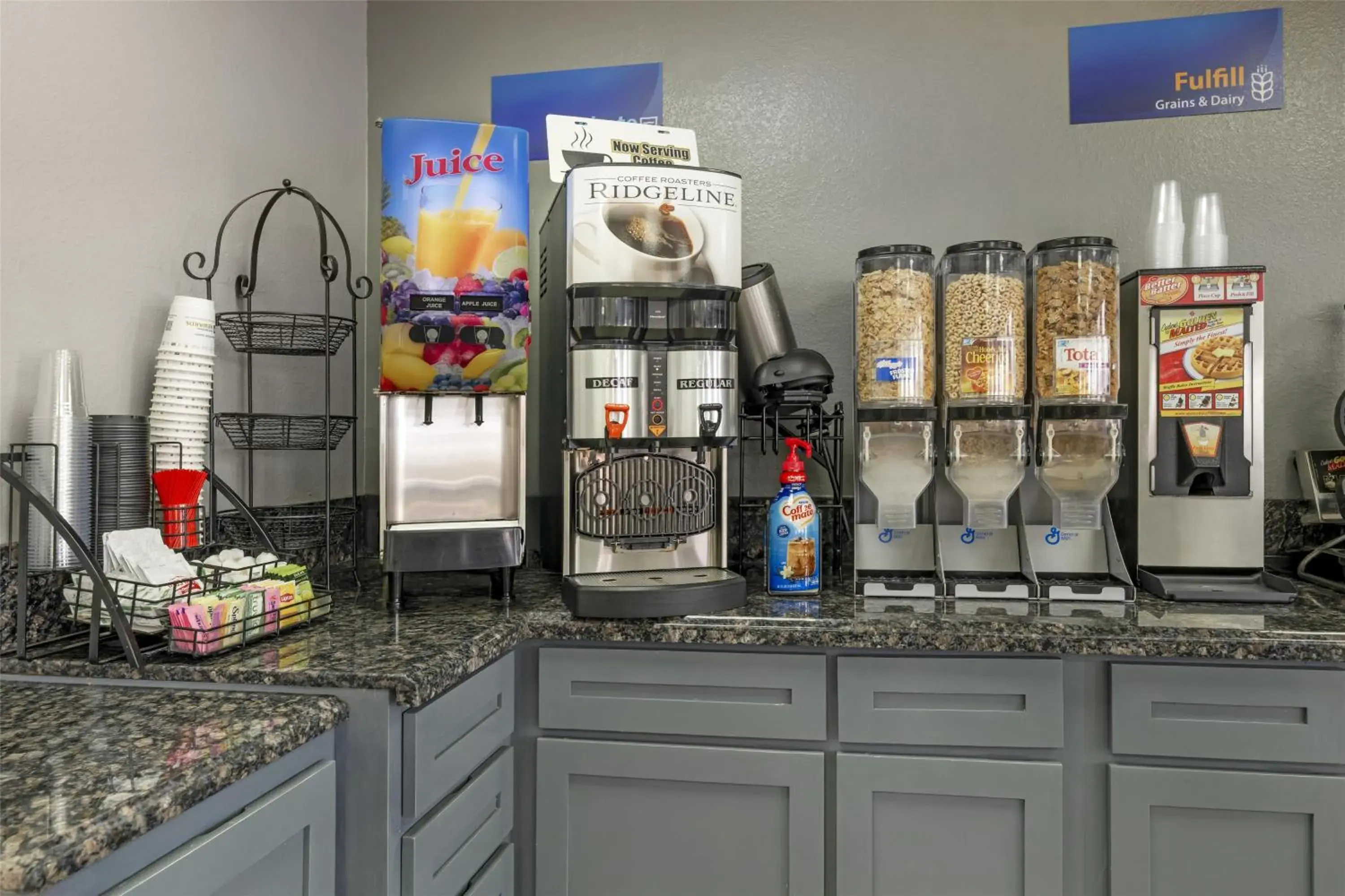 Breakfast in Best Western Executive Inn Breakfast in Best Western Executive Inn