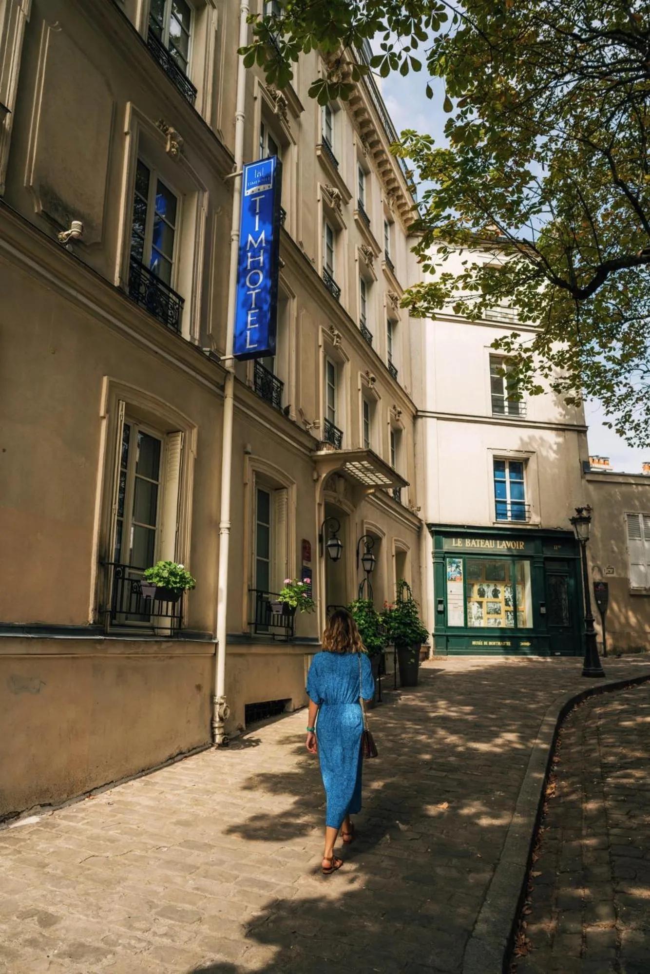 Facade/entrance in Timhotel Montmartre