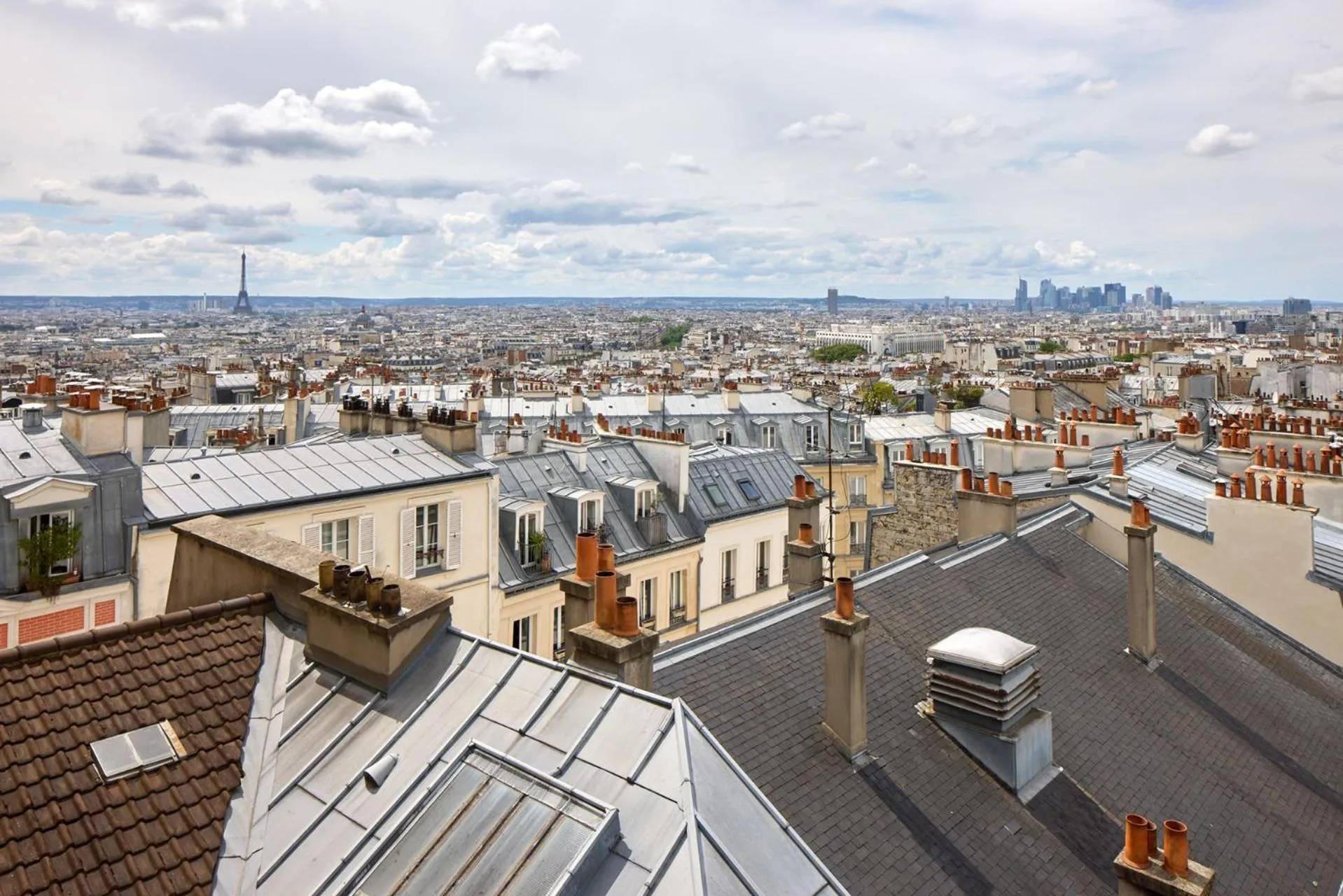 City view in Timhotel Montmartre