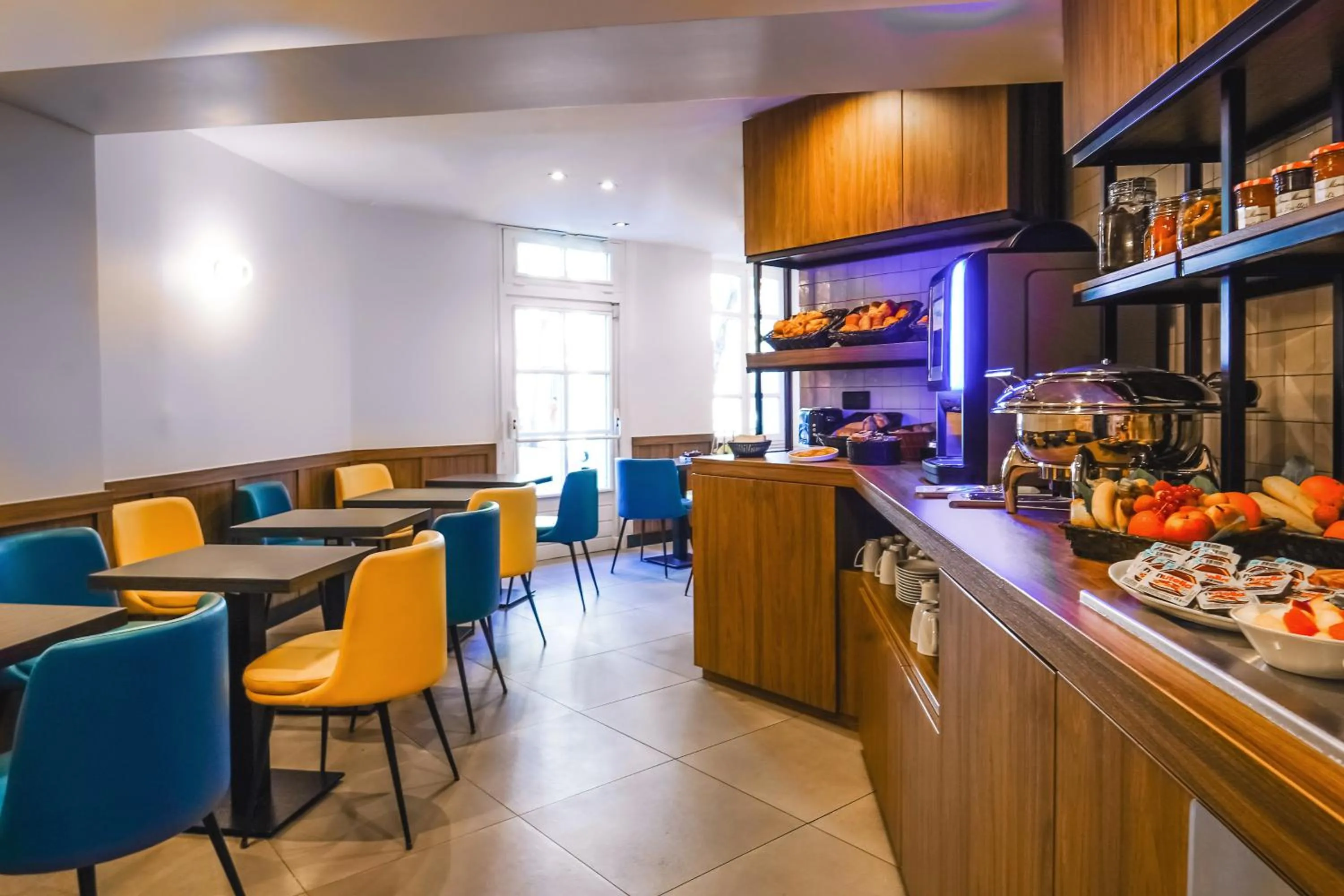 Breakfast in Timhotel Montmartre