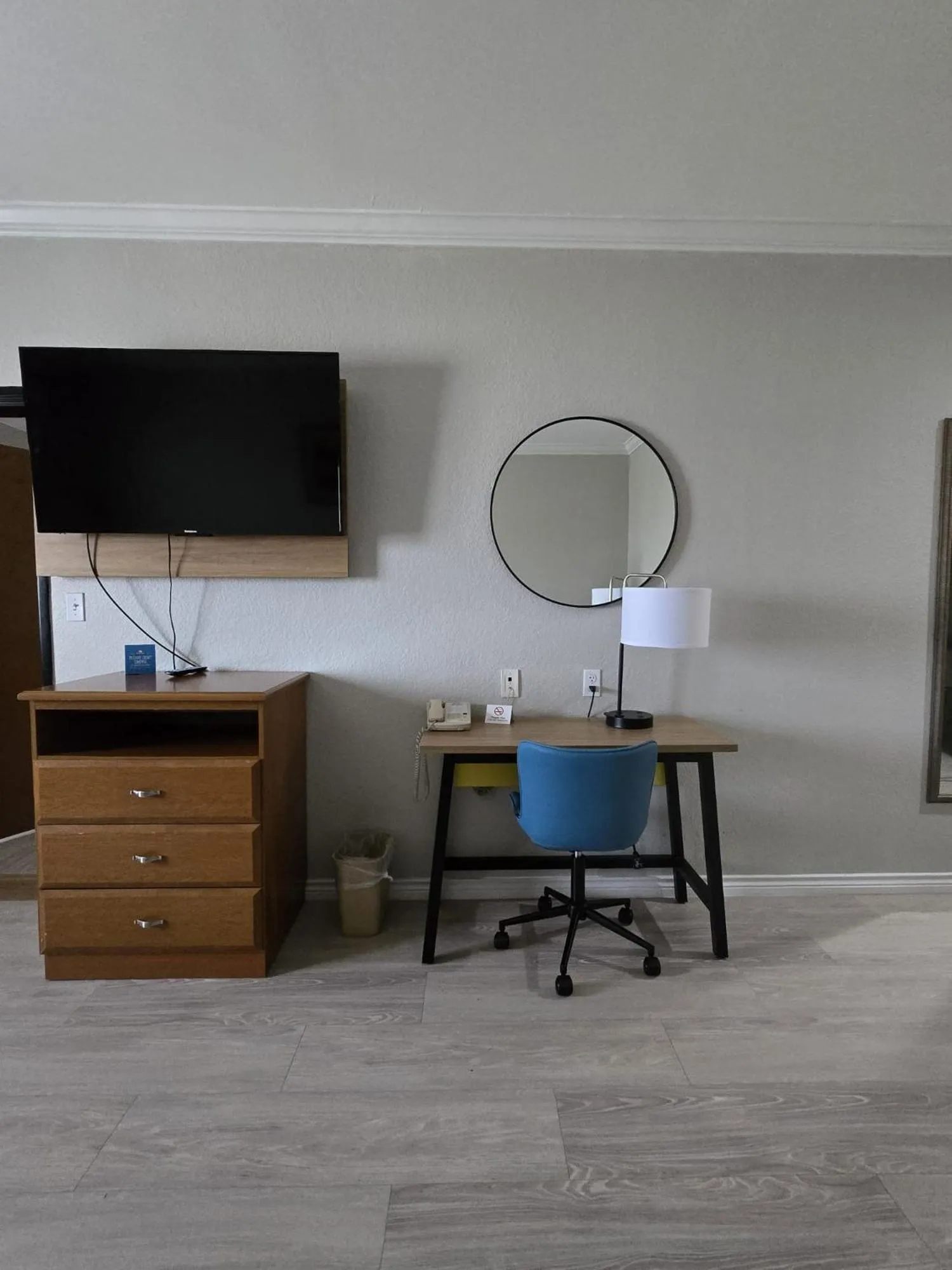 Living room in Days Inn by Wyndham Copperas Cove