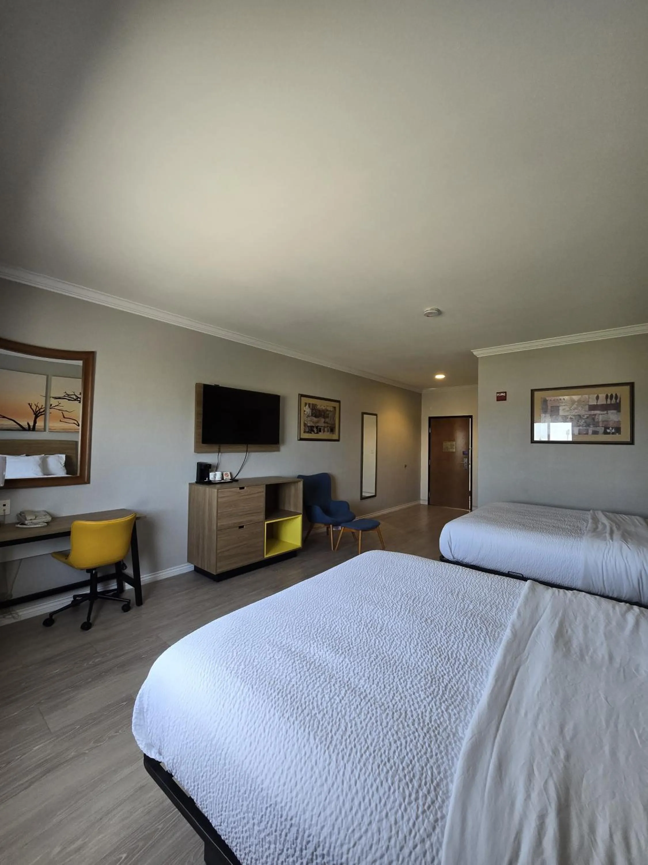 Bed in Days Inn by Wyndham Copperas Cove