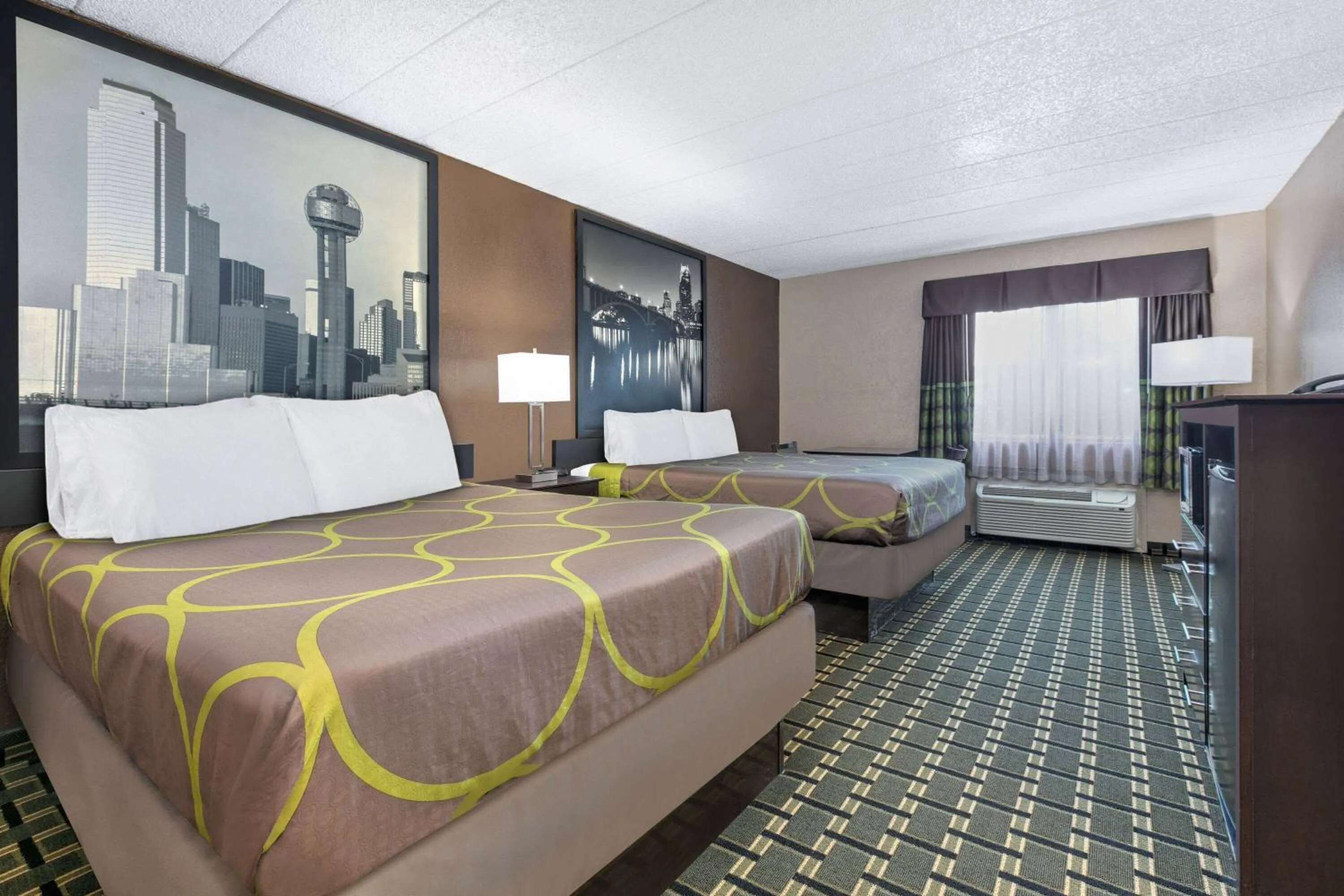 Photo of the whole room, Bed in Super 8 by Wyndham Grand Prairie North