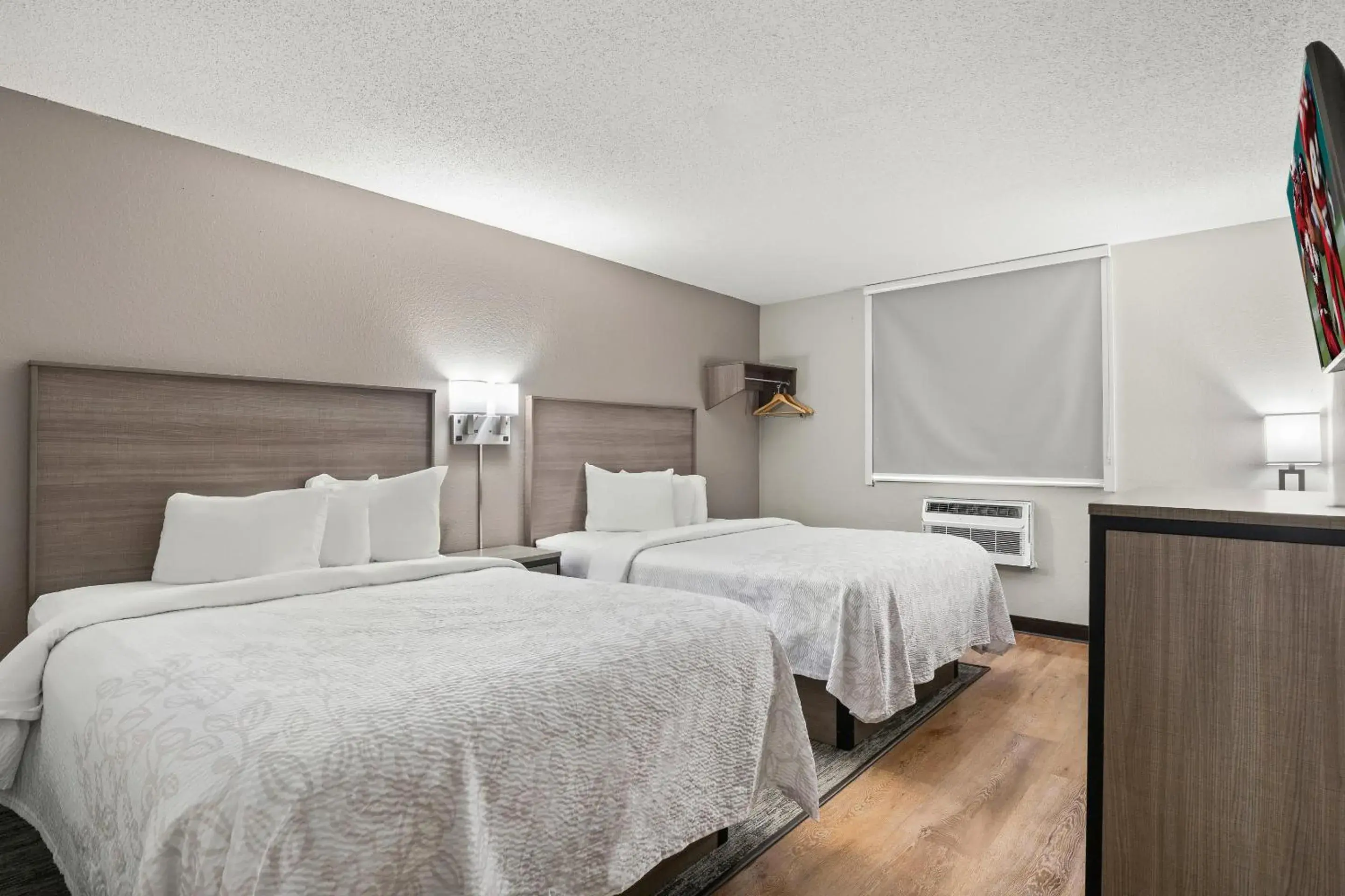 Standard Room with Two Queen Beds Smoke Free in Red Roof PLUS Belleville Standard Room with Two Queen Beds Smoke Free in Red Roof PLUS Belleville