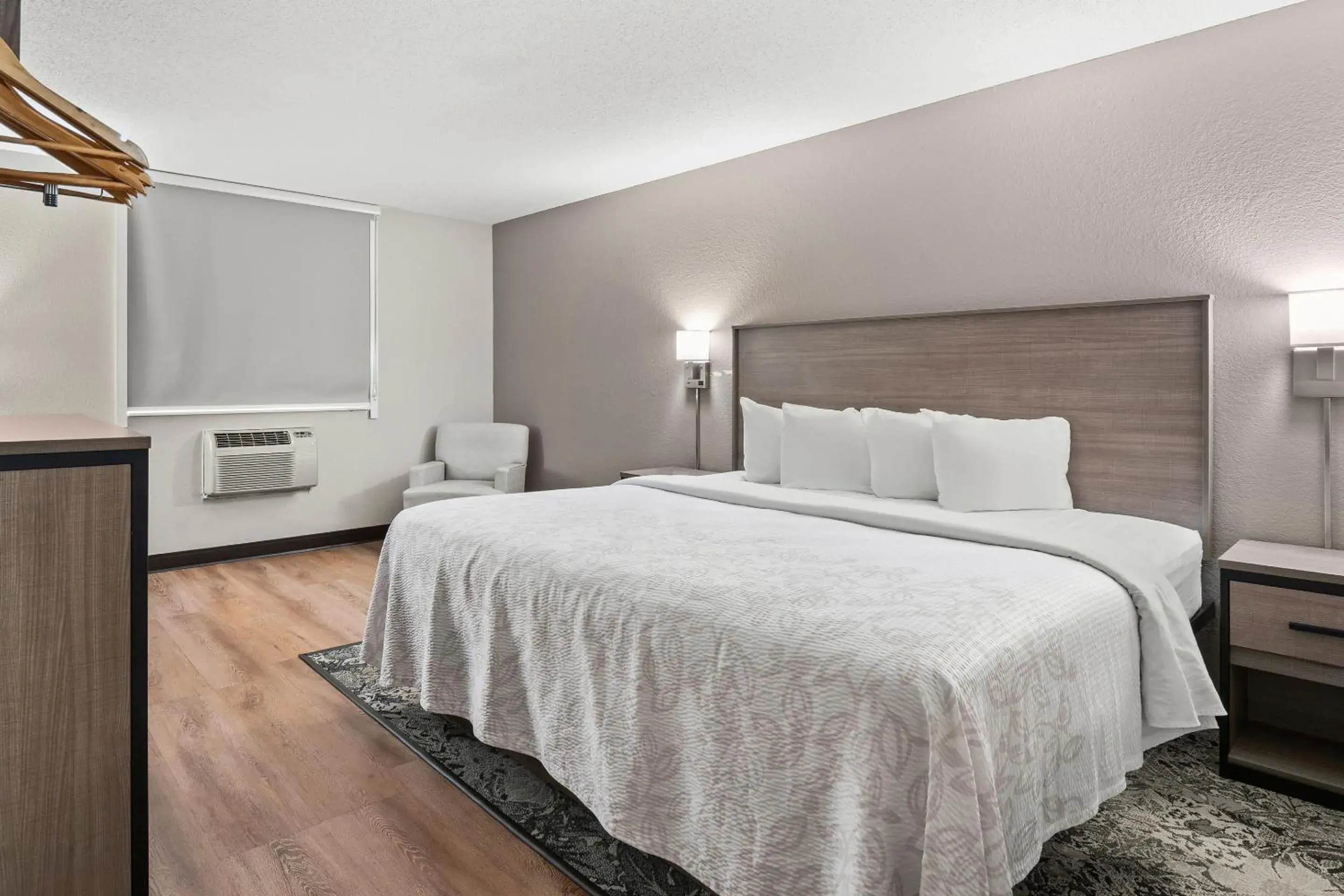 Bedroom, Bed in Red Roof PLUS Belleville Bedroom, Bed in Red Roof PLUS Belleville