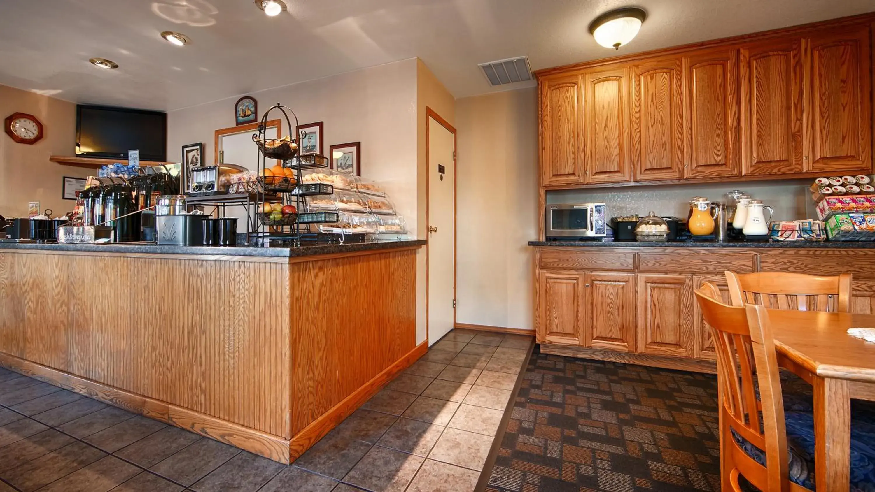 Restaurant/places to eat in Best Western Arcata Inn Restaurant/places to eat in Best Western Arcata Inn